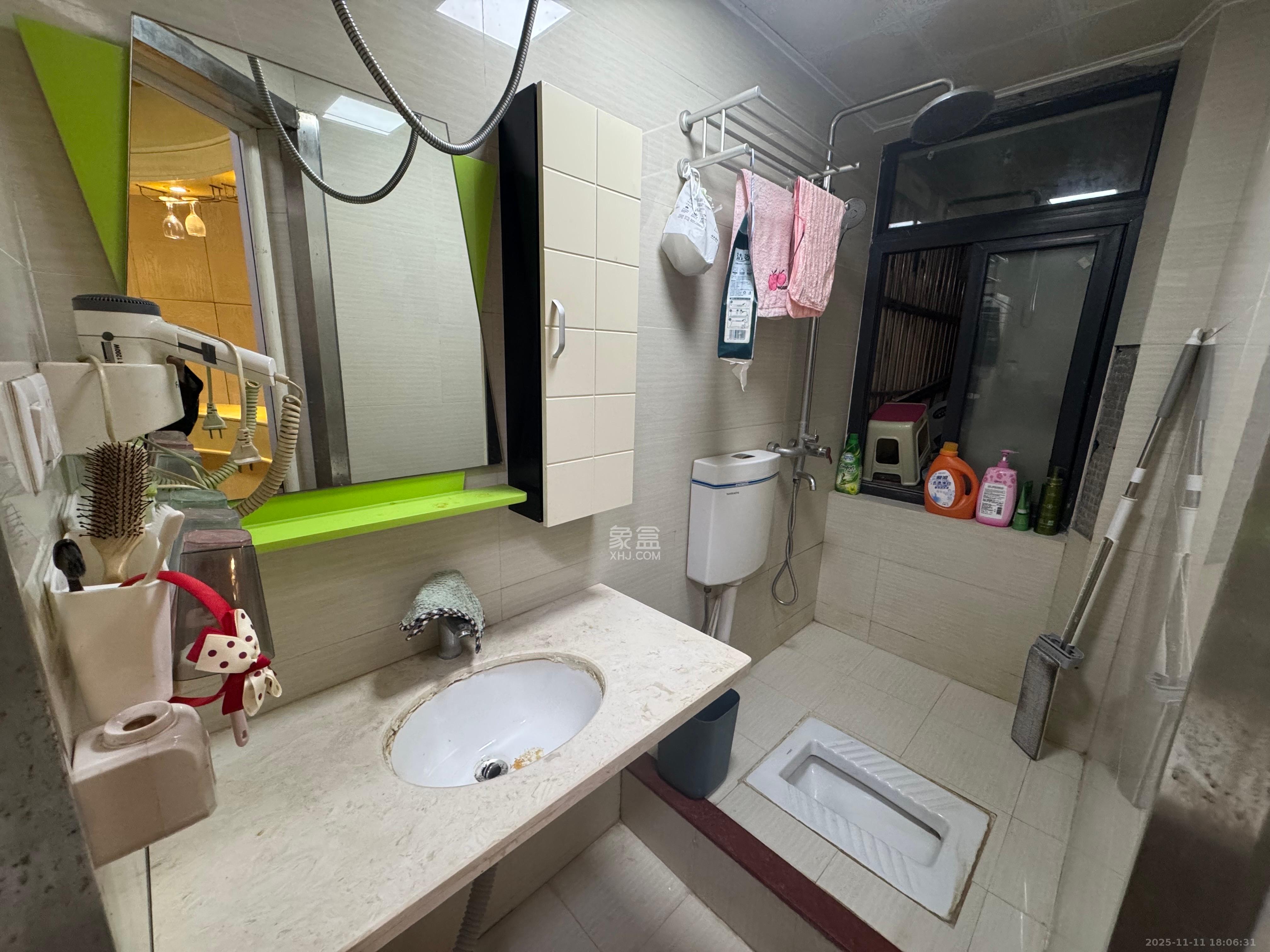 红树湾  1室1厅1卫    1300.0元/月室内图