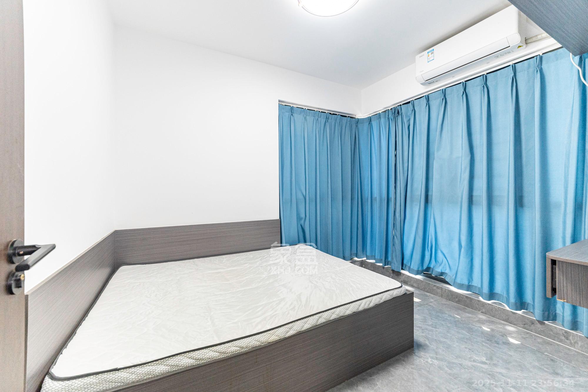 盛地东方芯府  3室2厅2卫    72.8万卧室