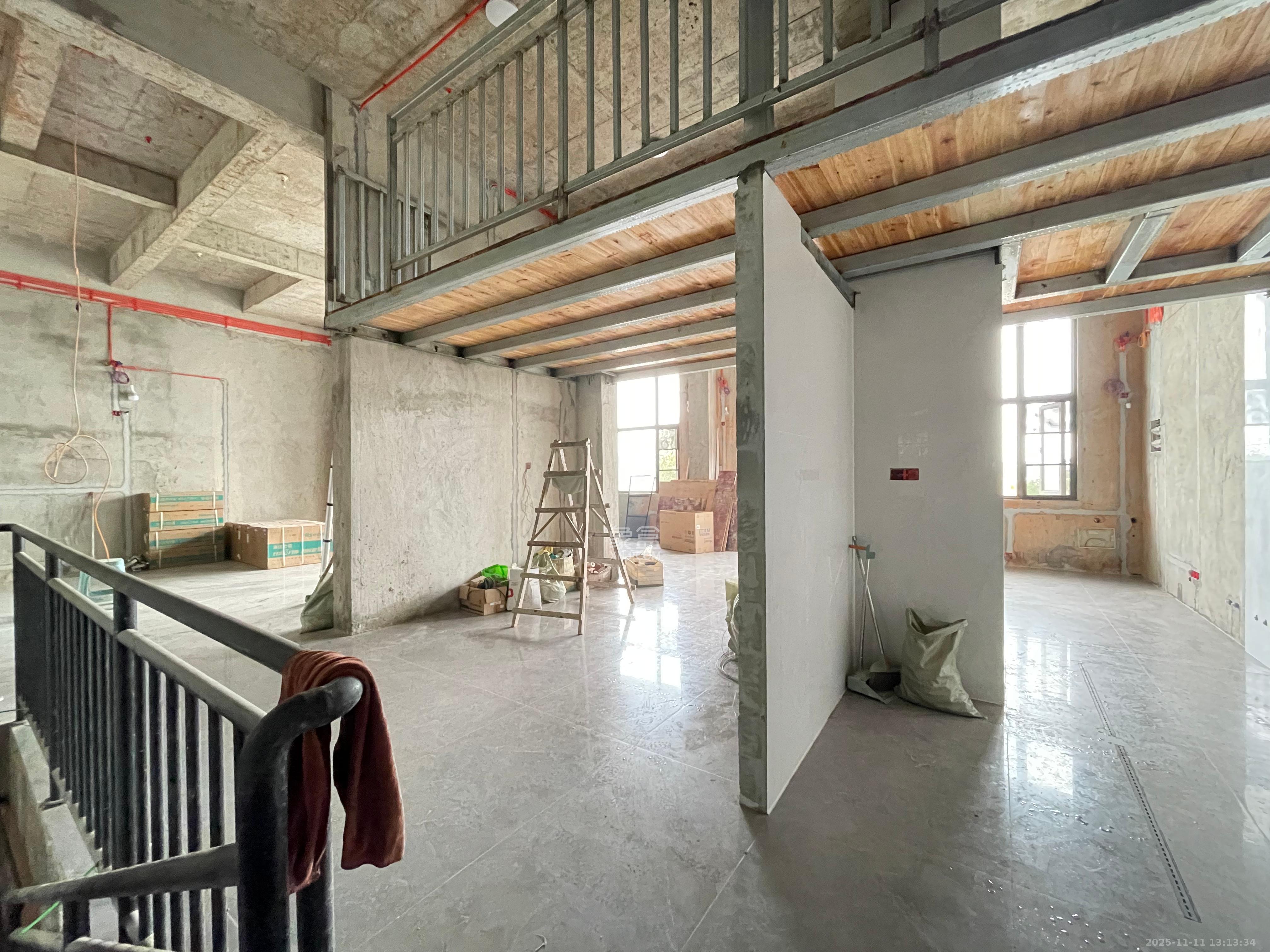 恒大名都   224.0㎡      6000.0元/月室内图