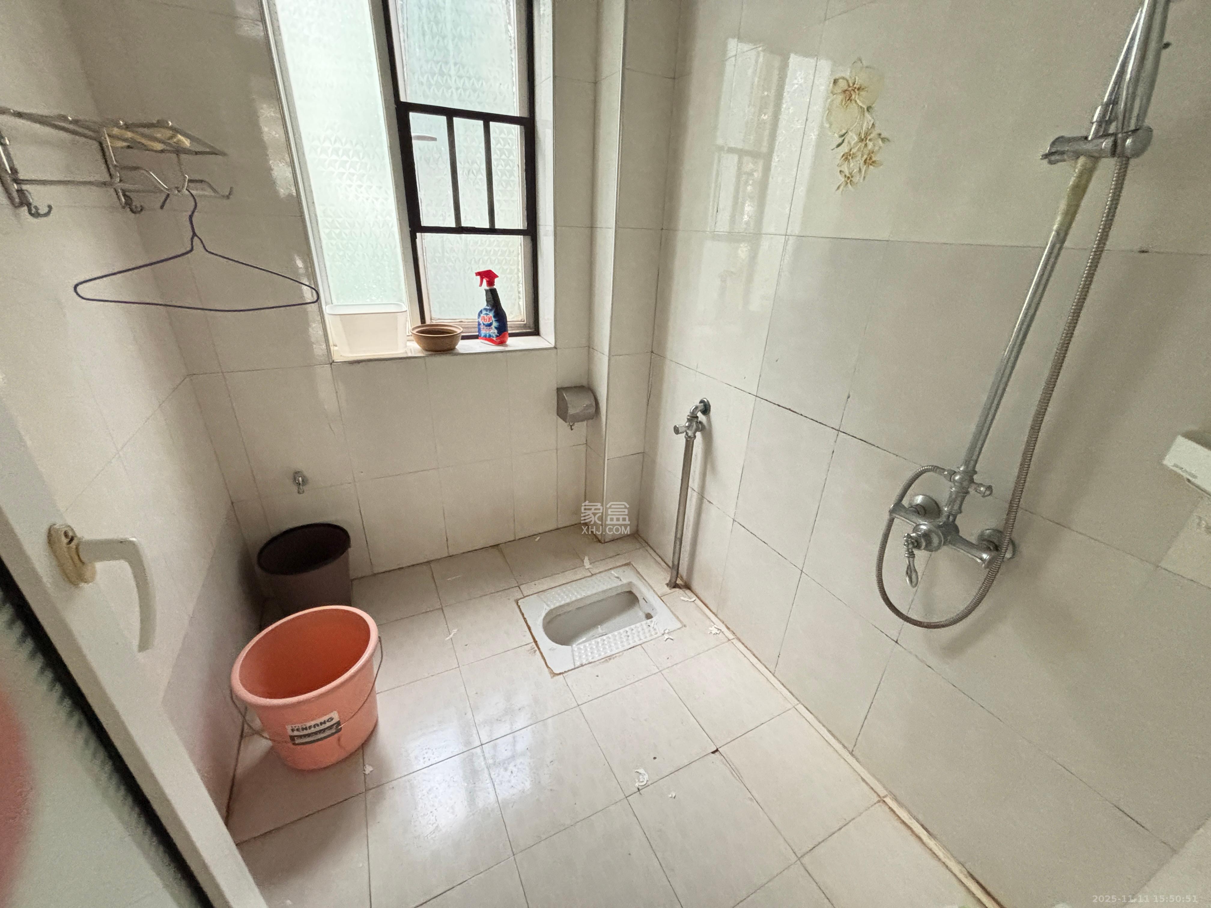 天鸿天府（天鸿中央大院）  3室2厅2卫    2600.0元/月室内图