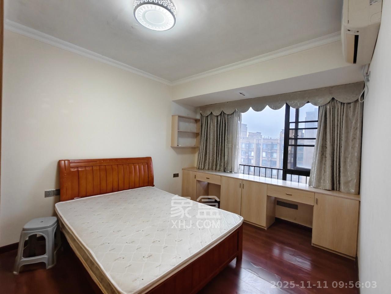 中海国际一期 3室2厅2卫 1900.0元/月 中海国际一期 3室2厅2卫 1900.0元/月室内图