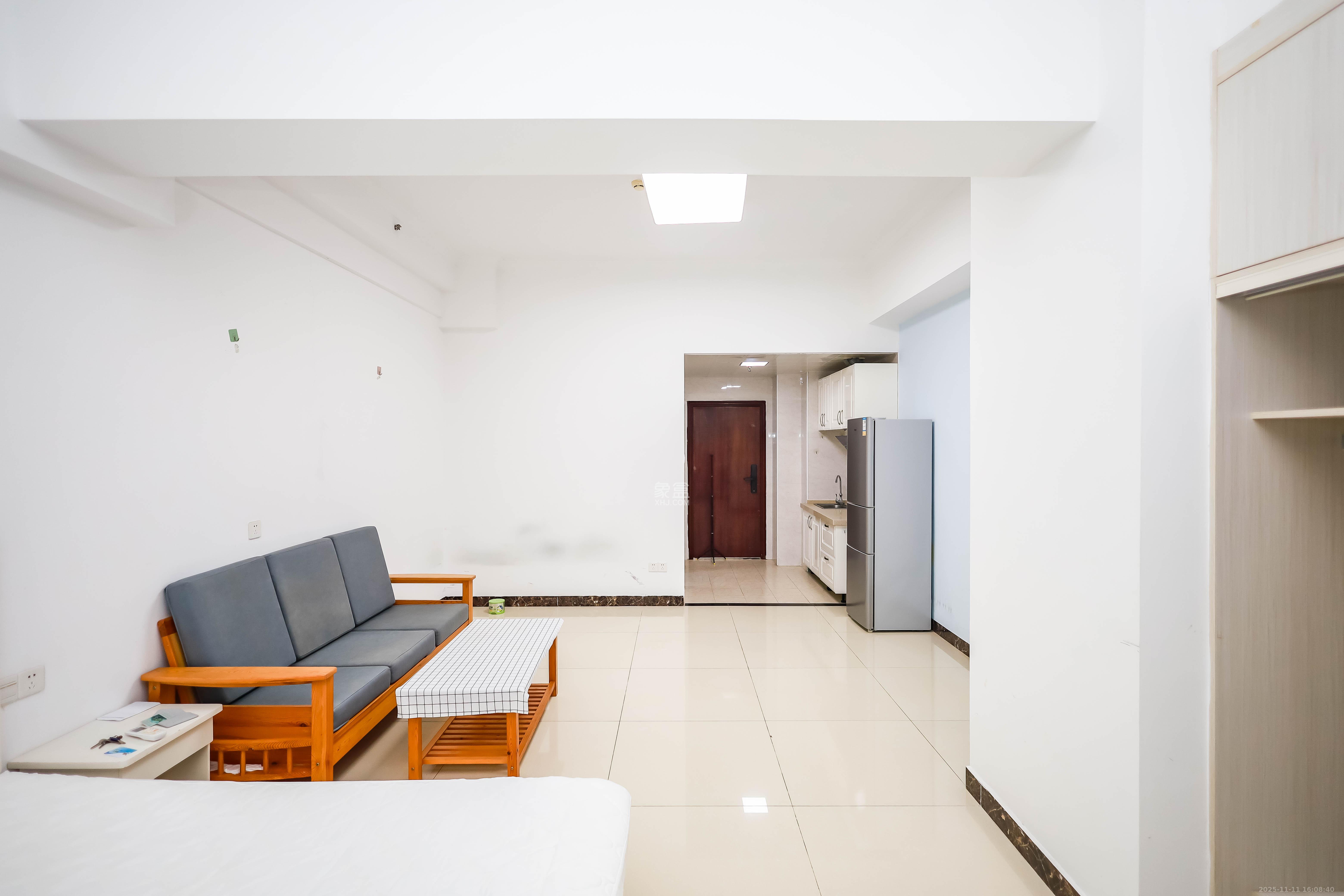 奥克斯缔壹城 1室1厅1卫 24.8万 奥克斯缔壹城 1室1厅1卫 24.8万卧室