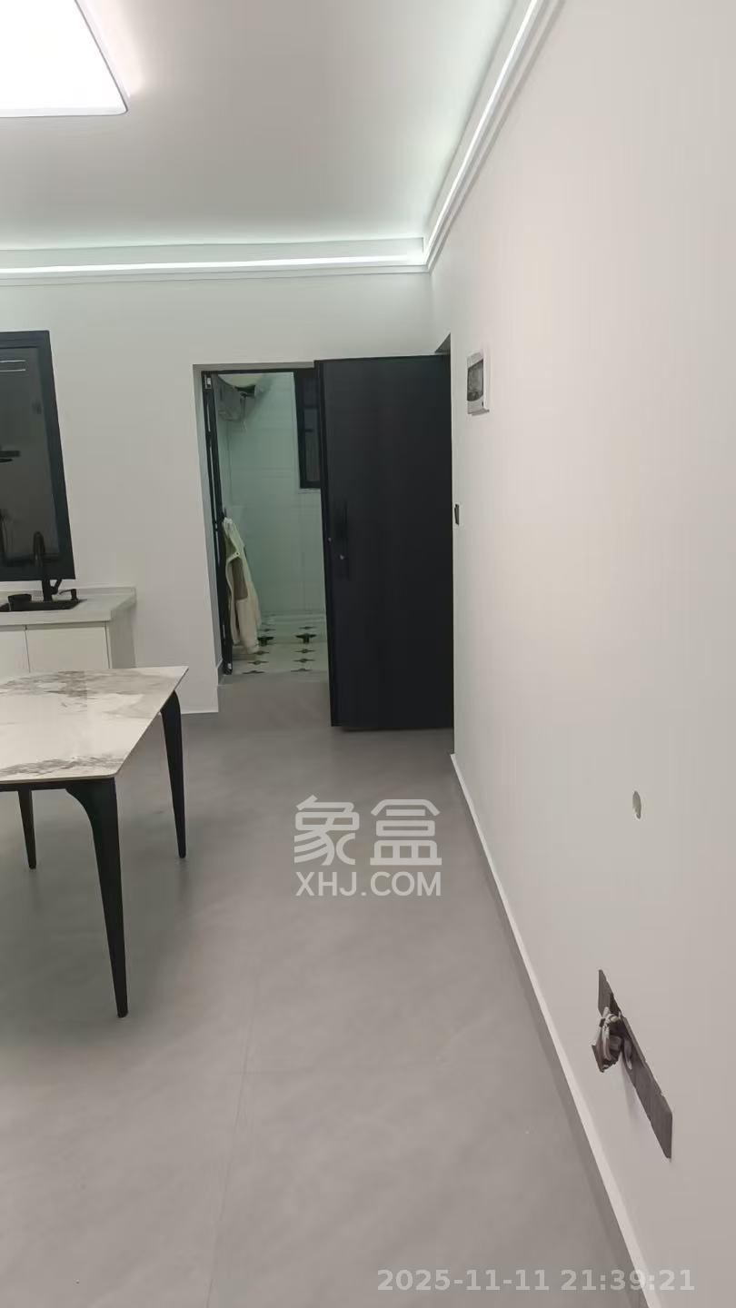 八一路散盘  1室0厅0卫    2200.0元/月室内图