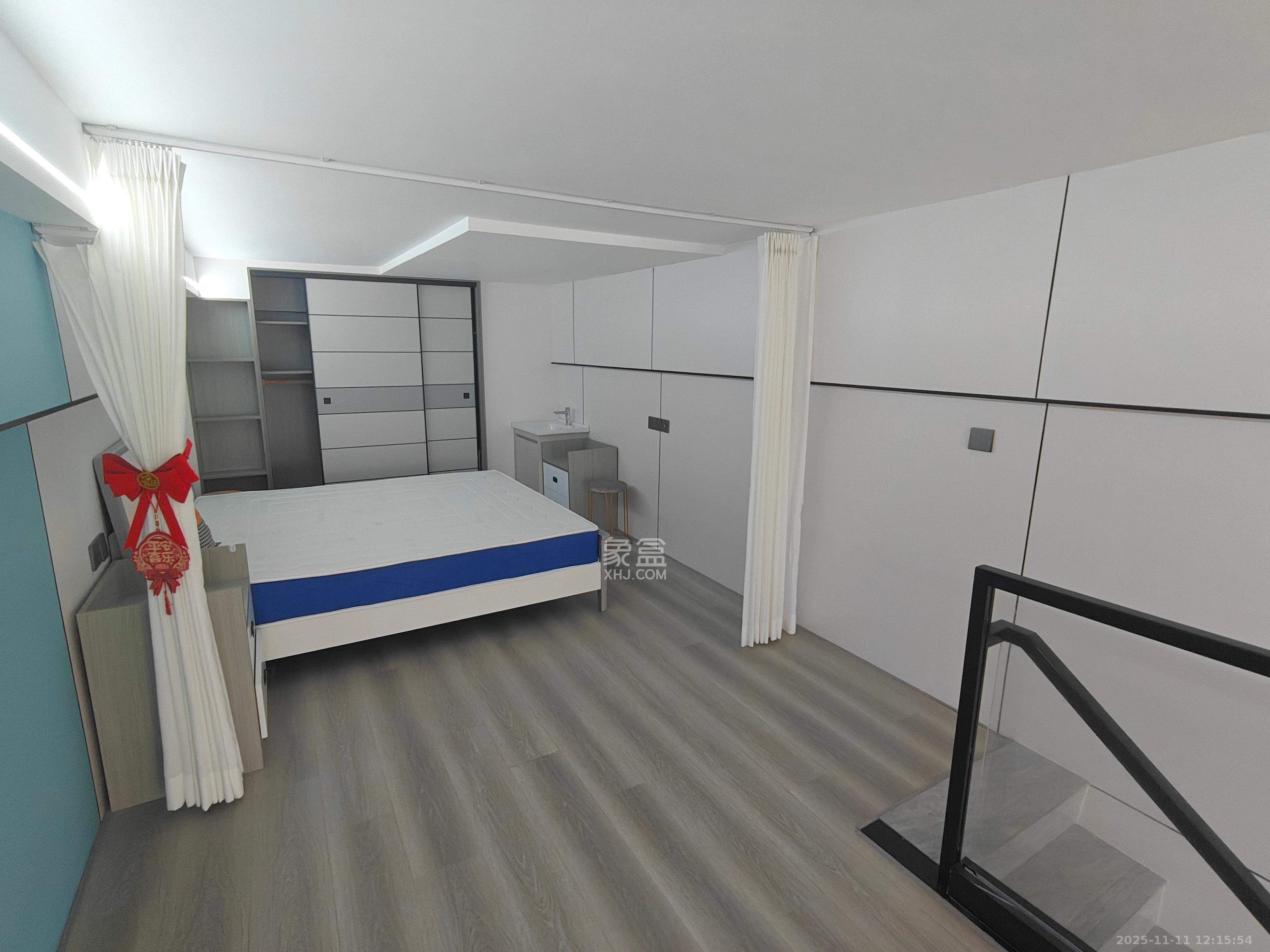 正荣财富中心  1室1厅1卫    1500.0元/月室内图