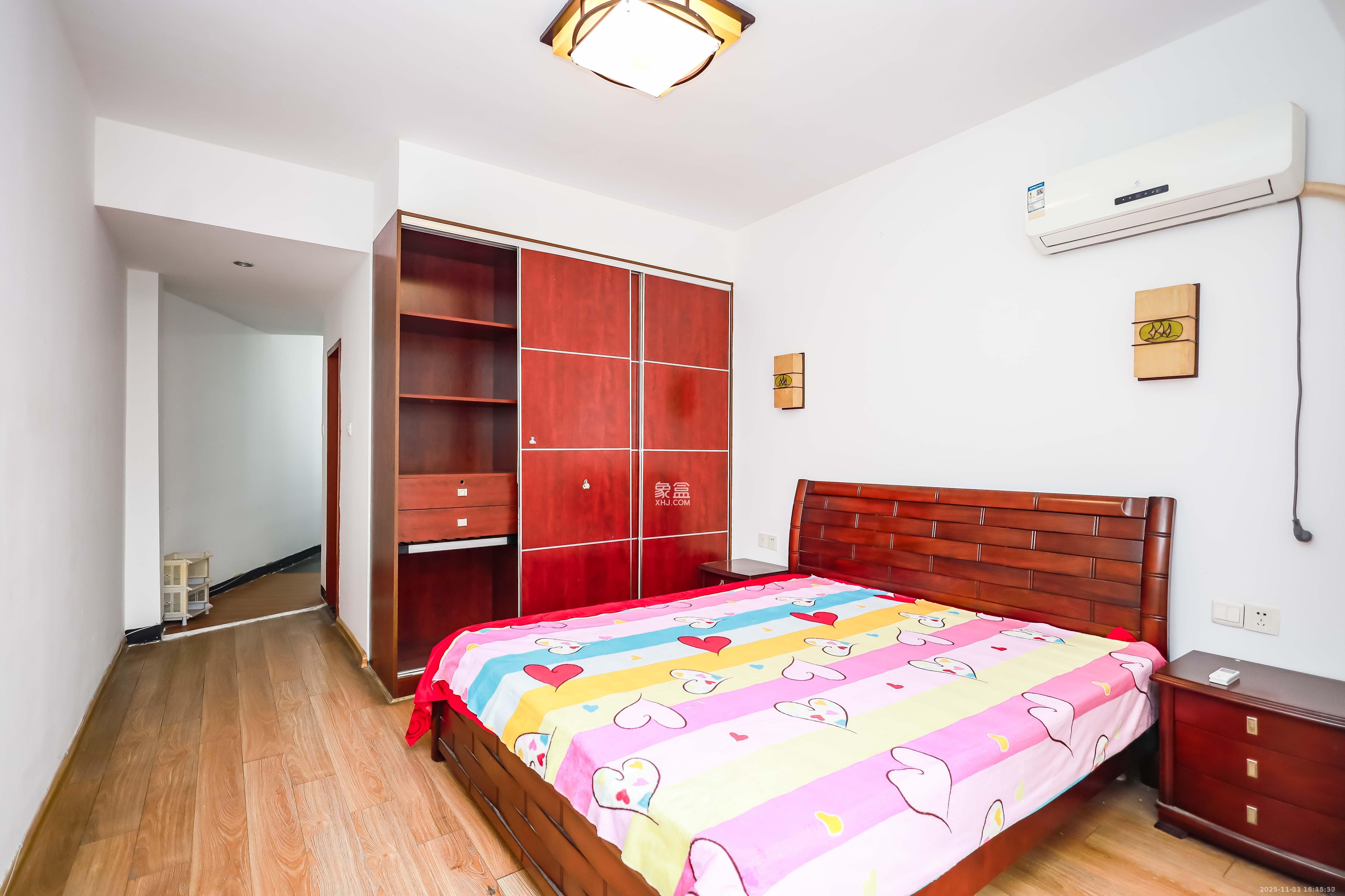 美林银谷  1室1厅1卫    1300.0元/月室内图