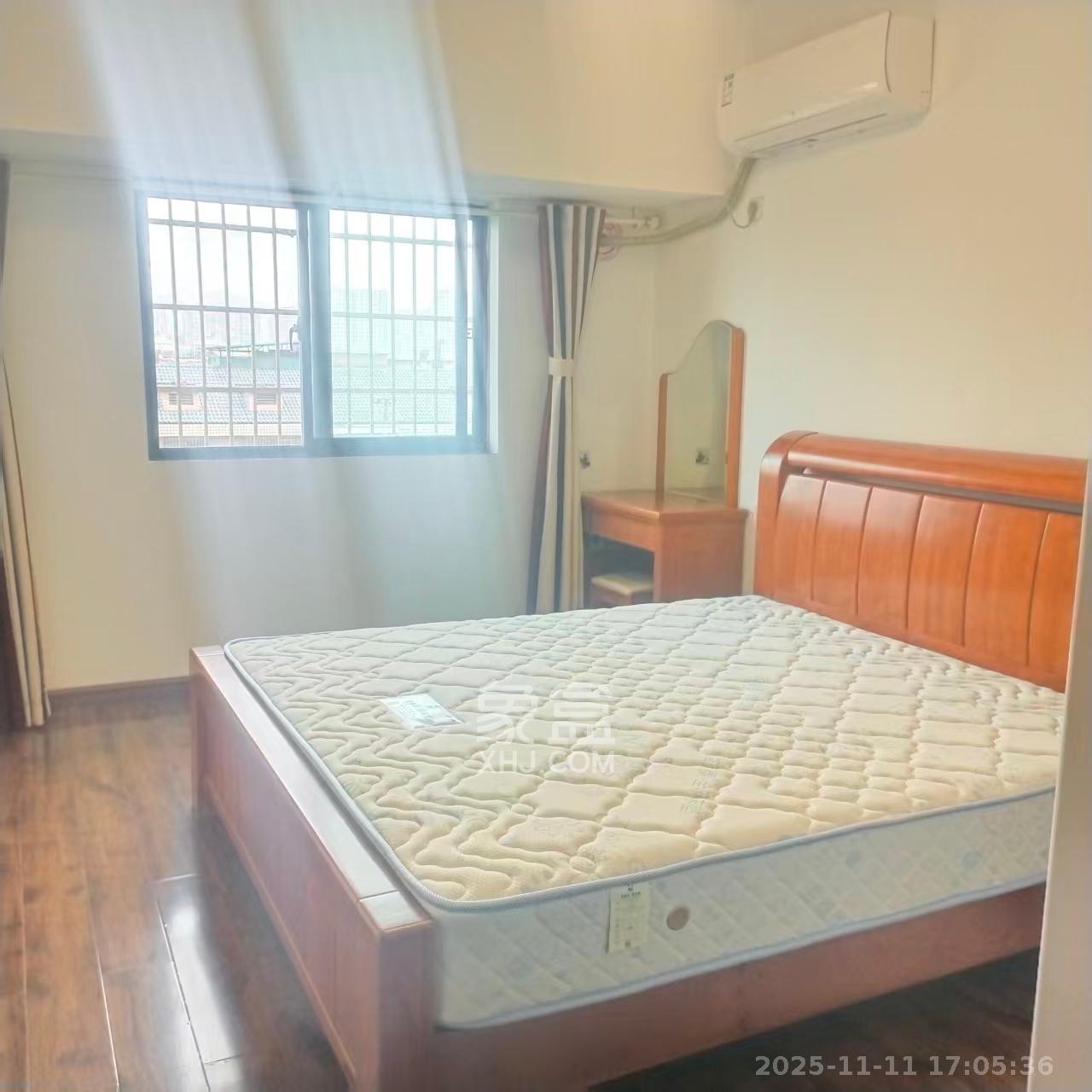 广盛华苑  3室2厅1卫    2500.0元/月室内图