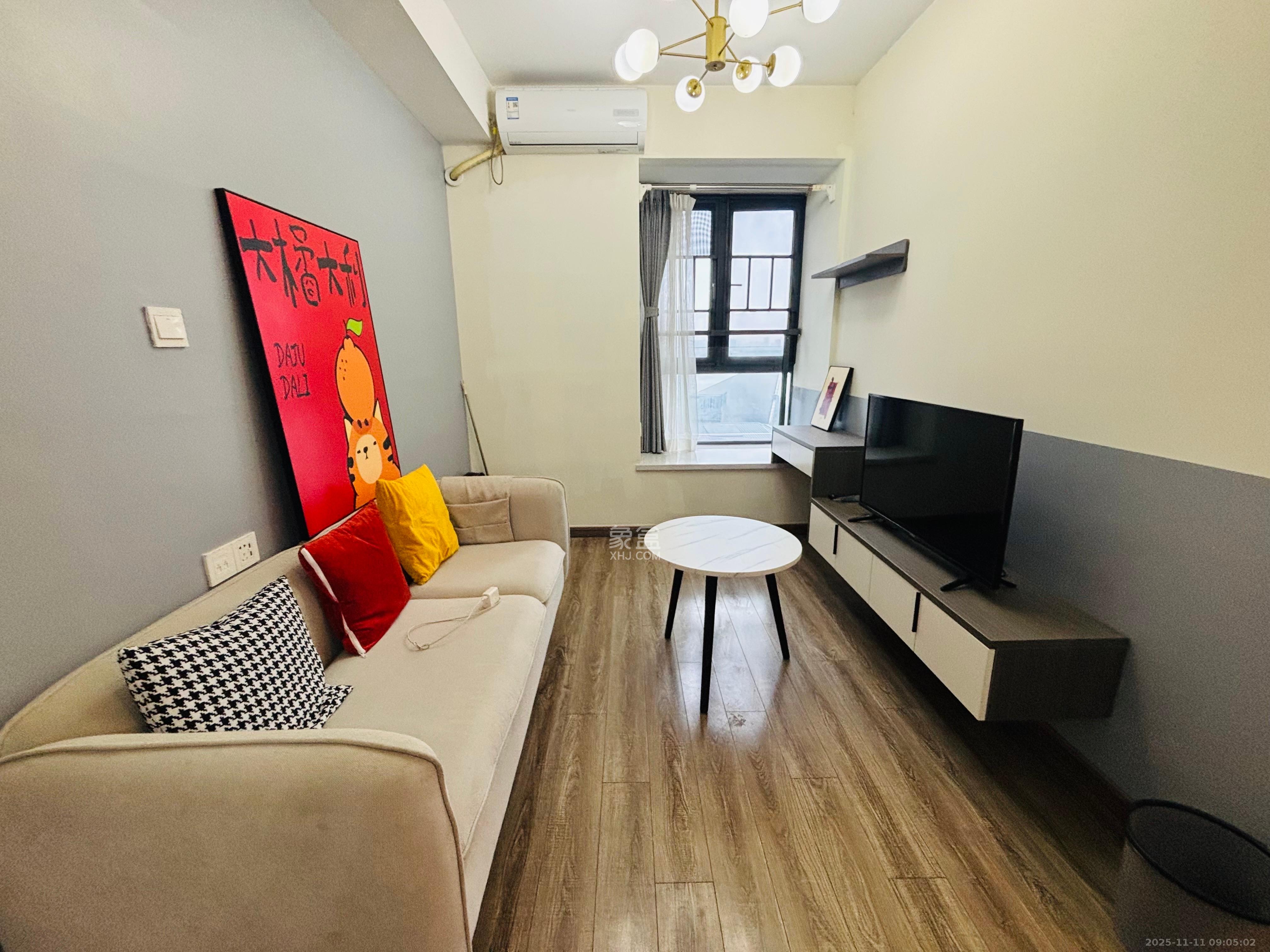 卓越浅水湾  1室0厅0卫    2200.0元/月室内图