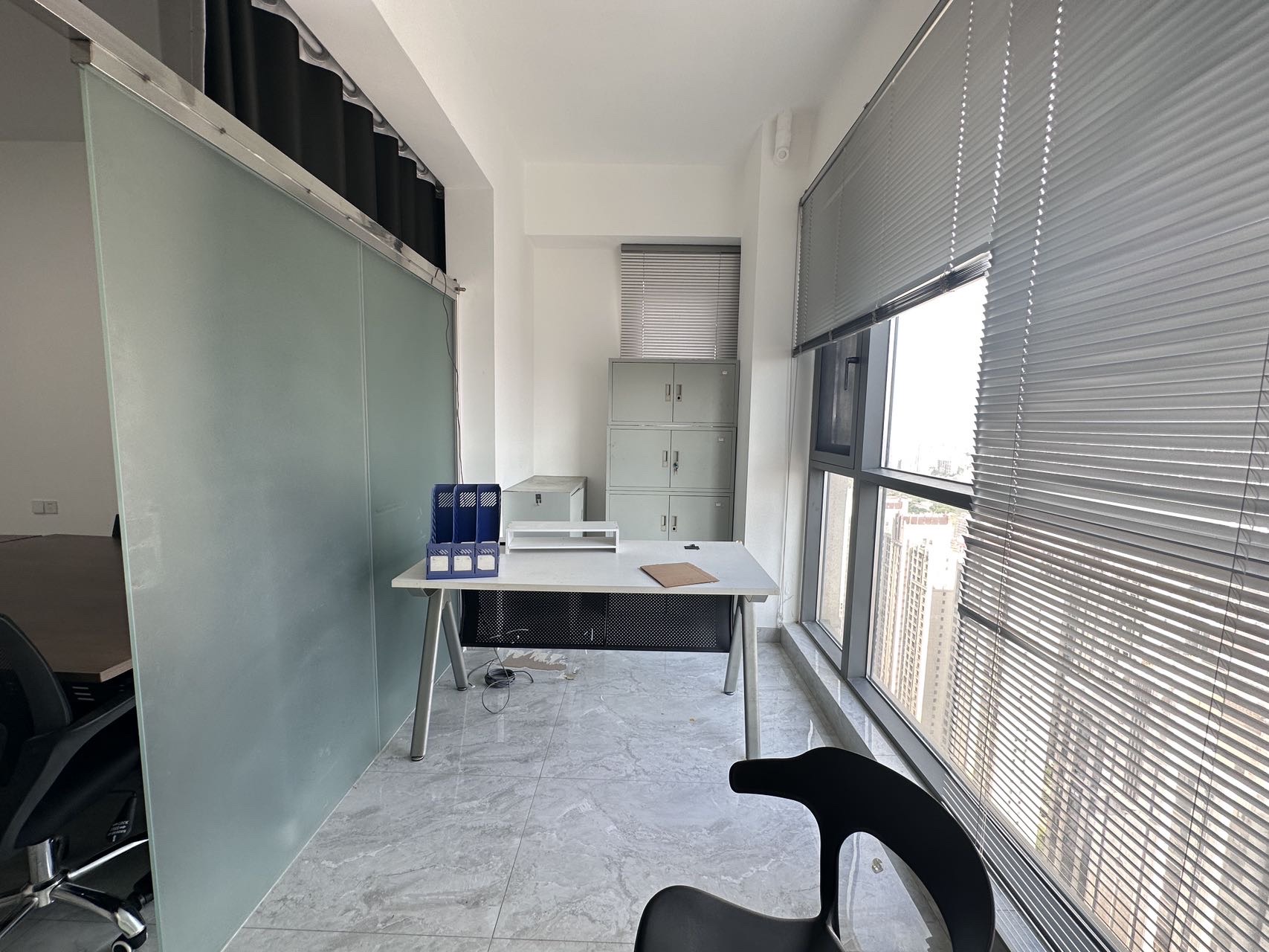 海航豪庭南苑  4室2厅4卫    10500.0元/月室内图