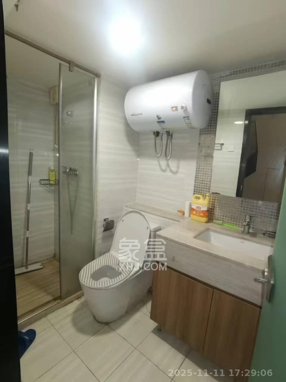 恒大翡翠华庭  1室1厅1卫    1450.0元/月室内图