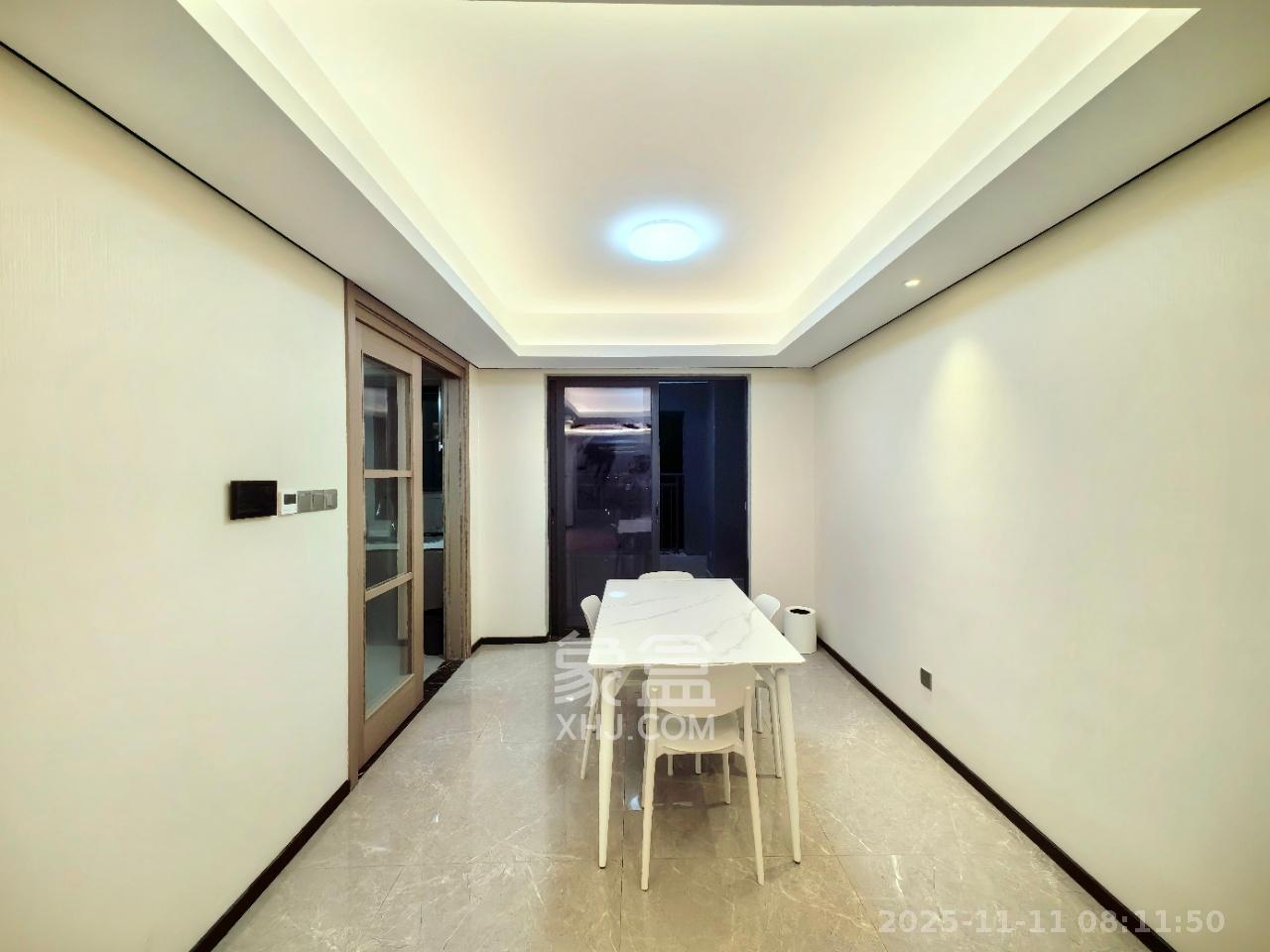 中海麓山境北区 3室2厅2卫 2800.0元/月 中海麓山境北区 3室2厅2卫 2800.0元/月室内图