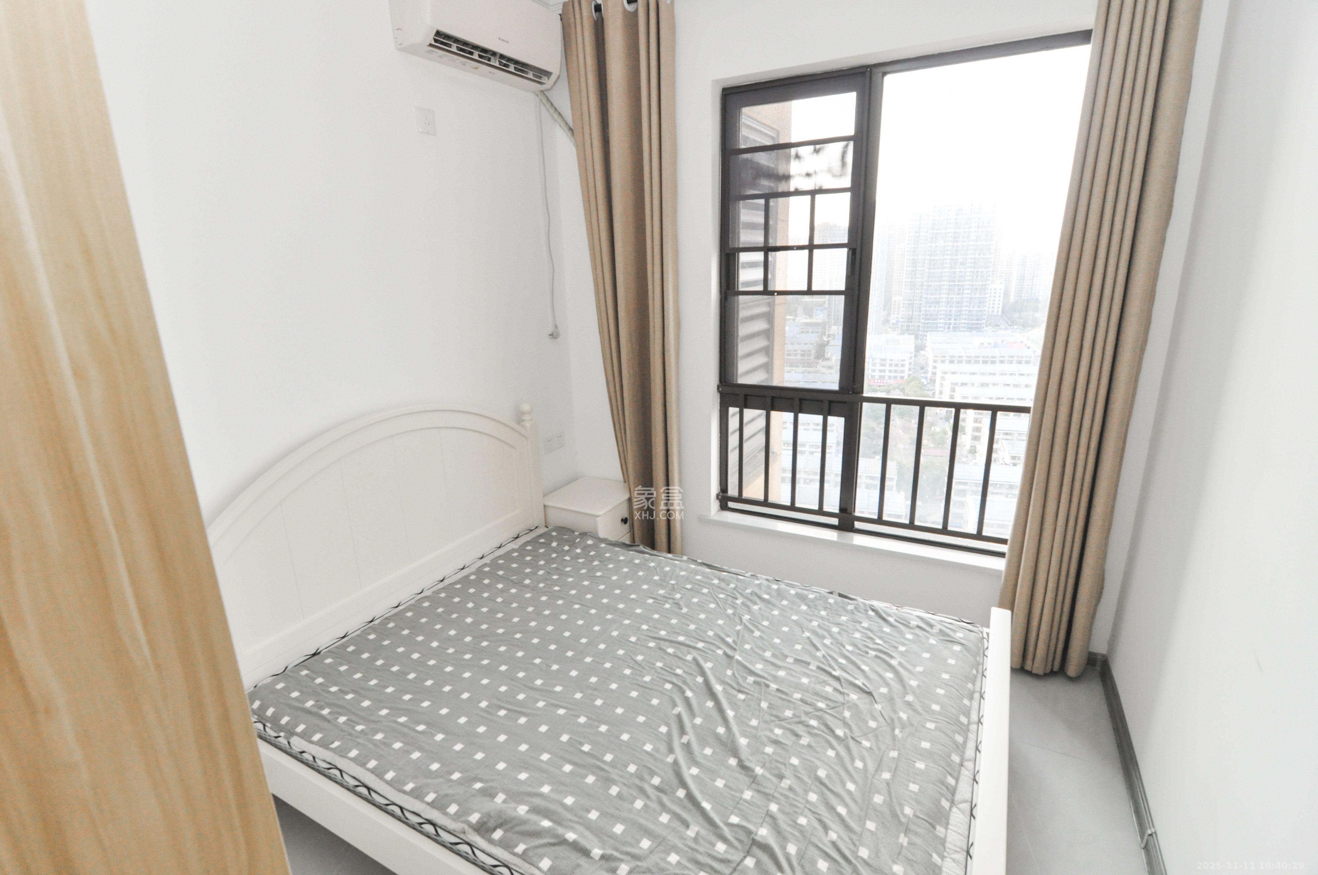 梅溪湖金茂悦（金悦雅苑）  4室2厅2卫    3500.0元/月室内图