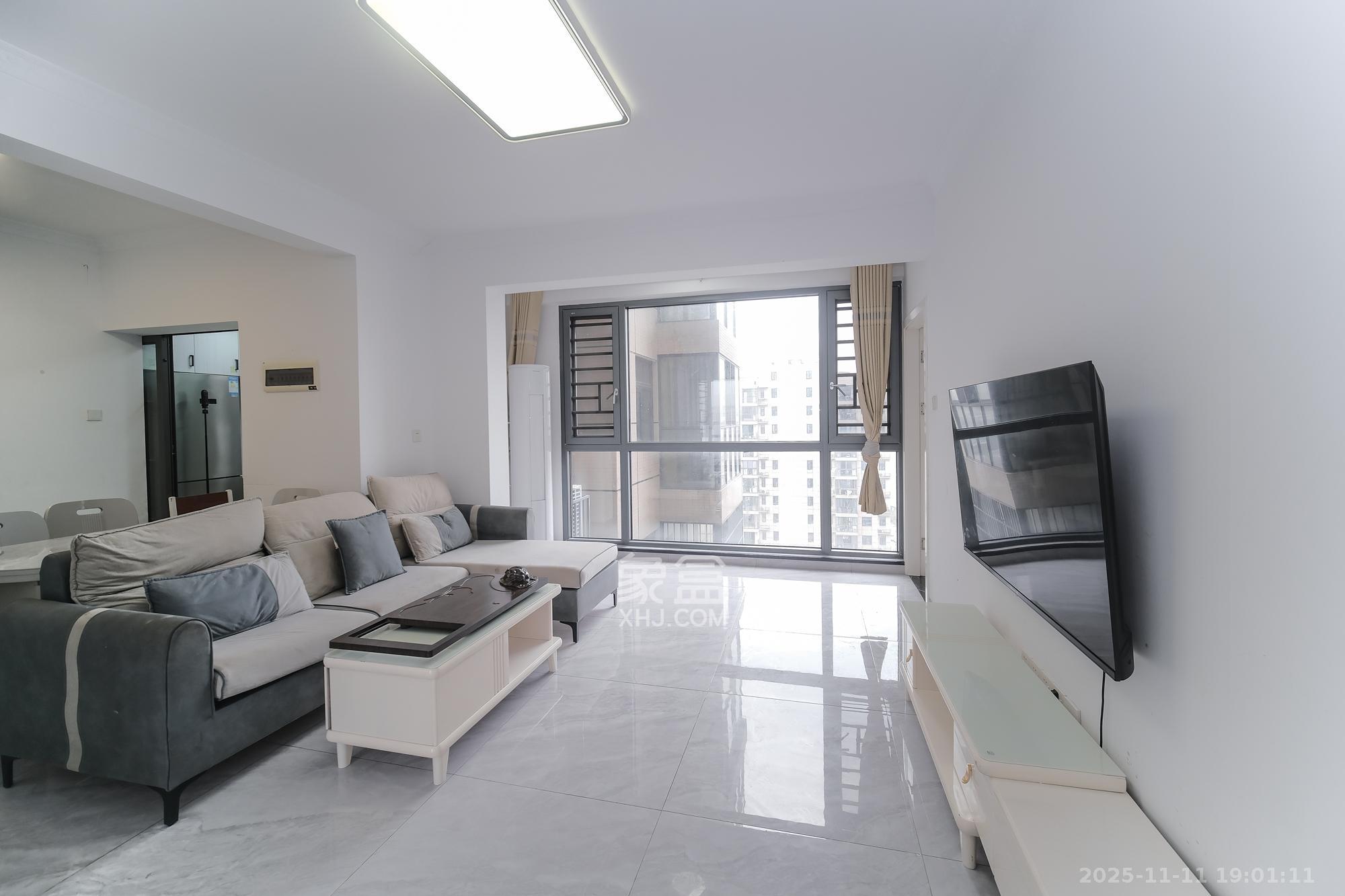 和悦城(蟠龙景苑)  3室2厅2卫    65.0万