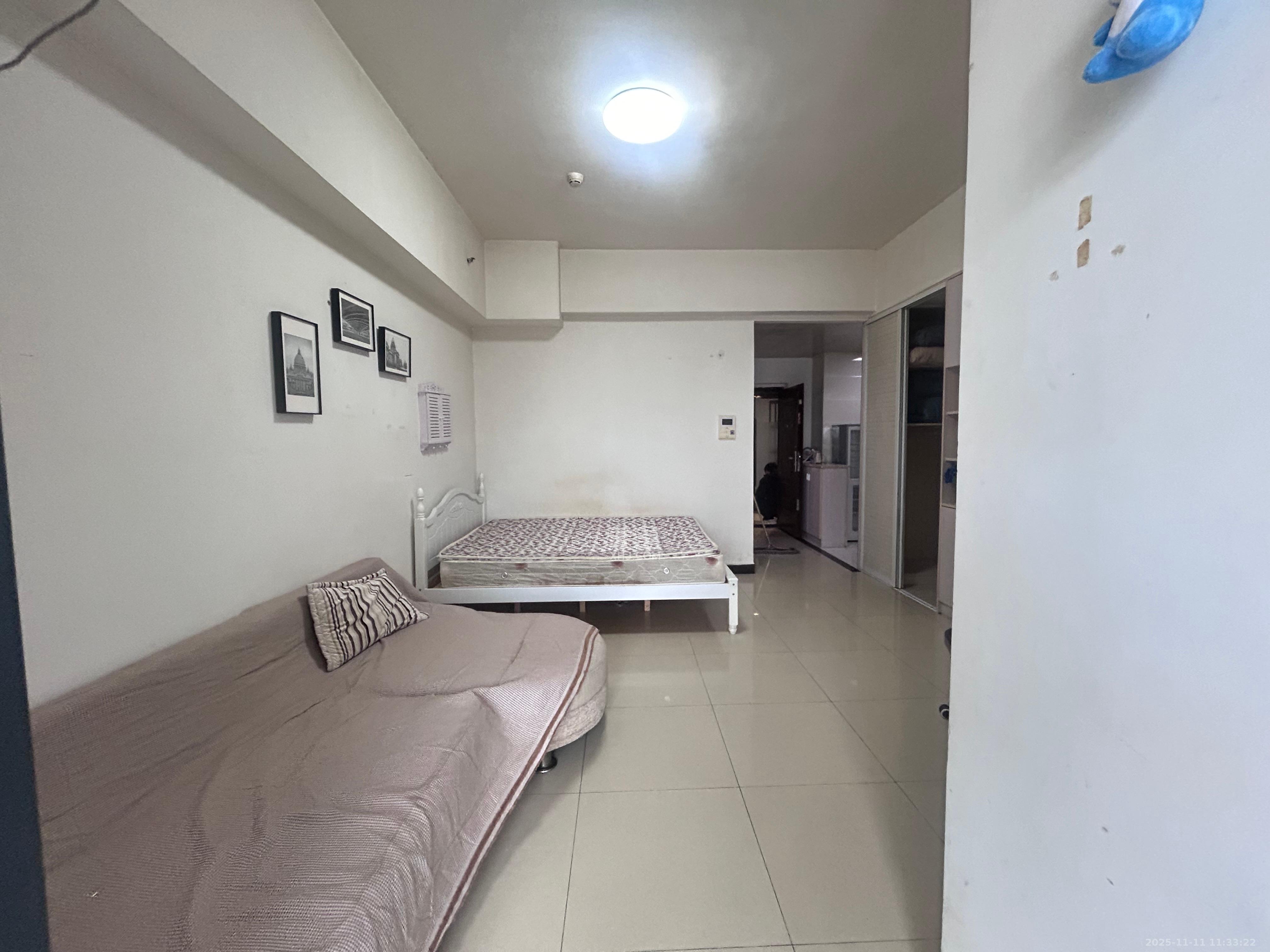 奥克斯广场  1室11厅1卫    1500.0元/月