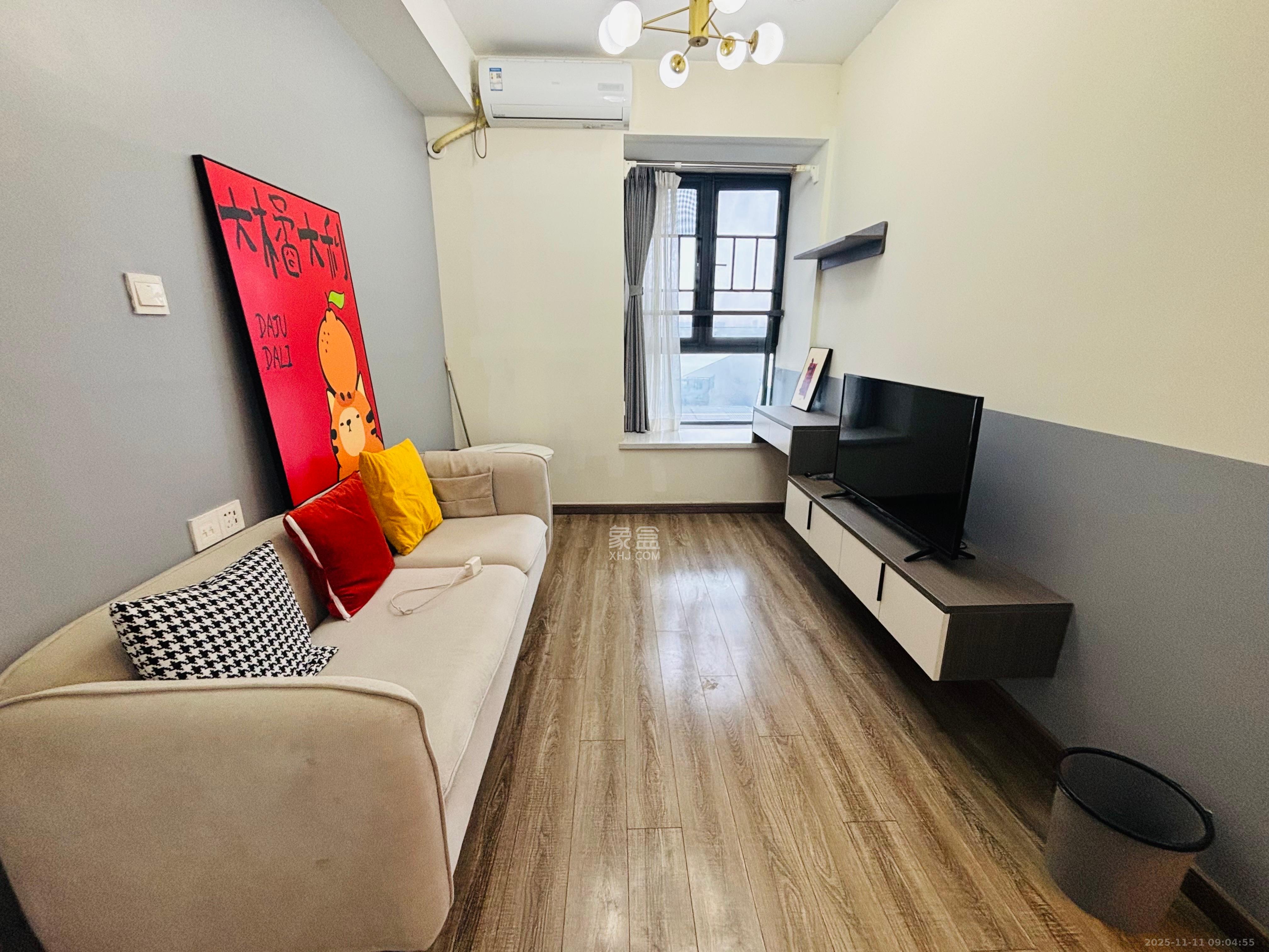 卓越浅水湾  1室0厅0卫    2200.0元/月室内图1