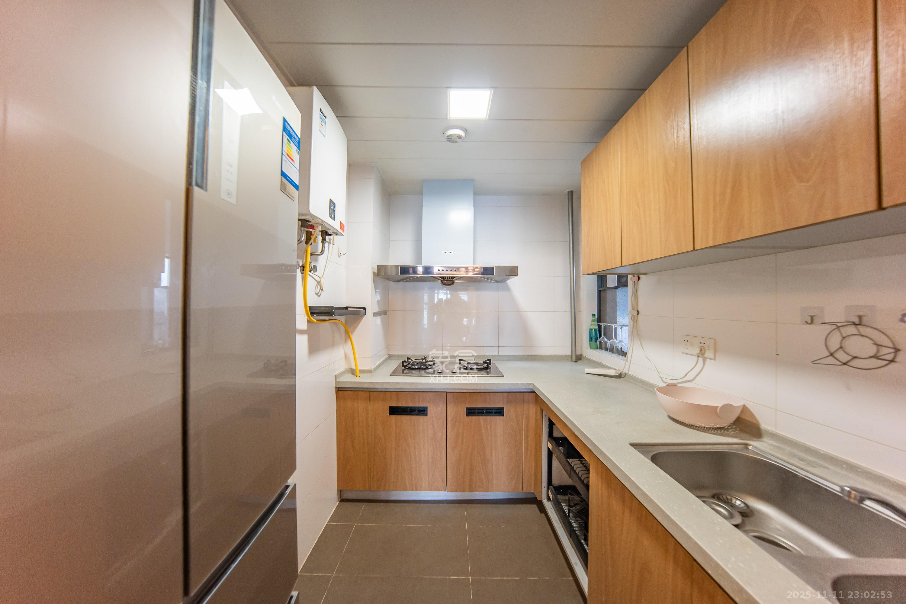 万科白鹭郡  3室2厅1卫    122.8万厨房