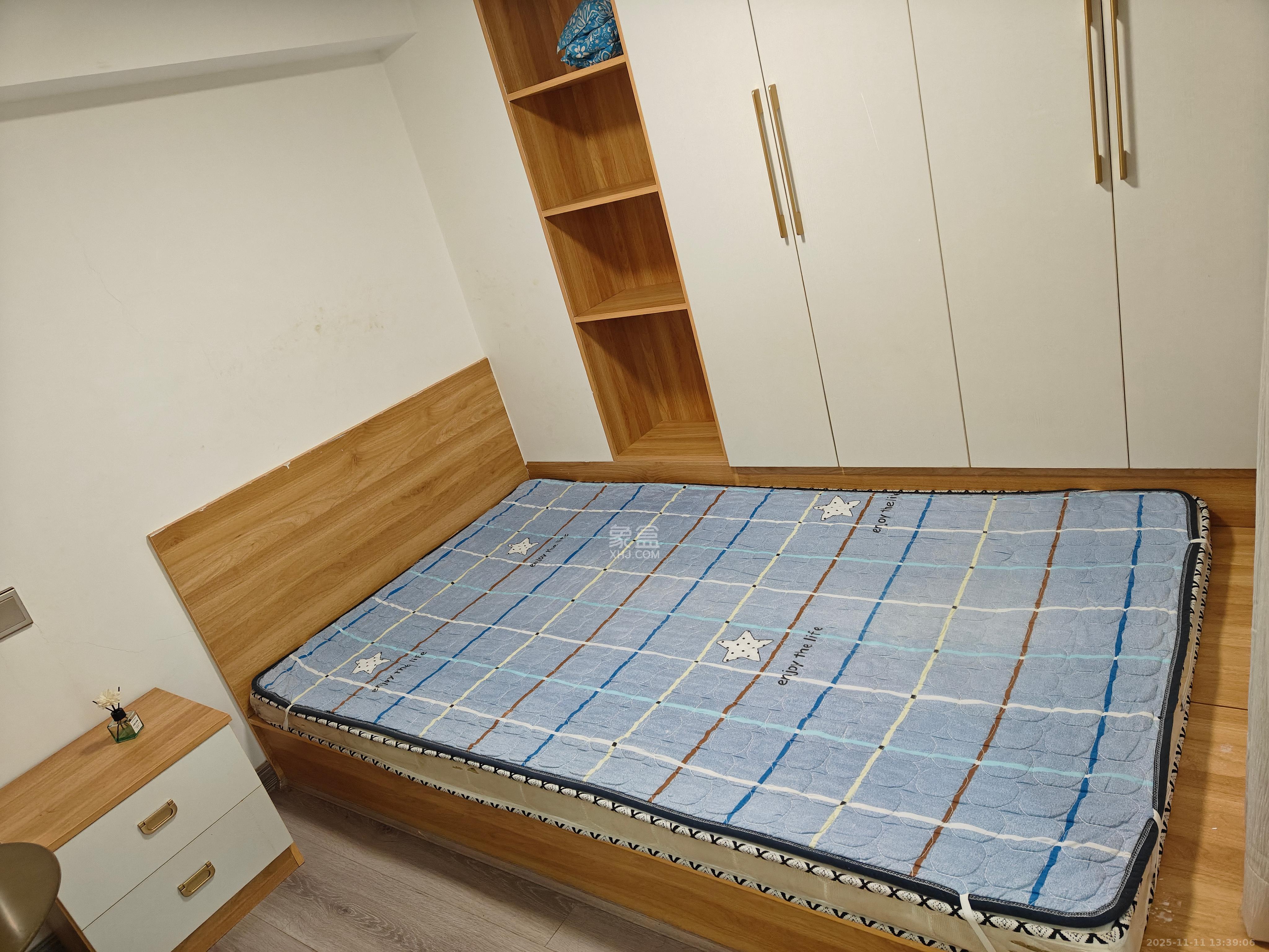 海伦春天 2室1厅1卫 1400.0元/月 海伦春天 2室1厅1卫 1400.0元/月室内图