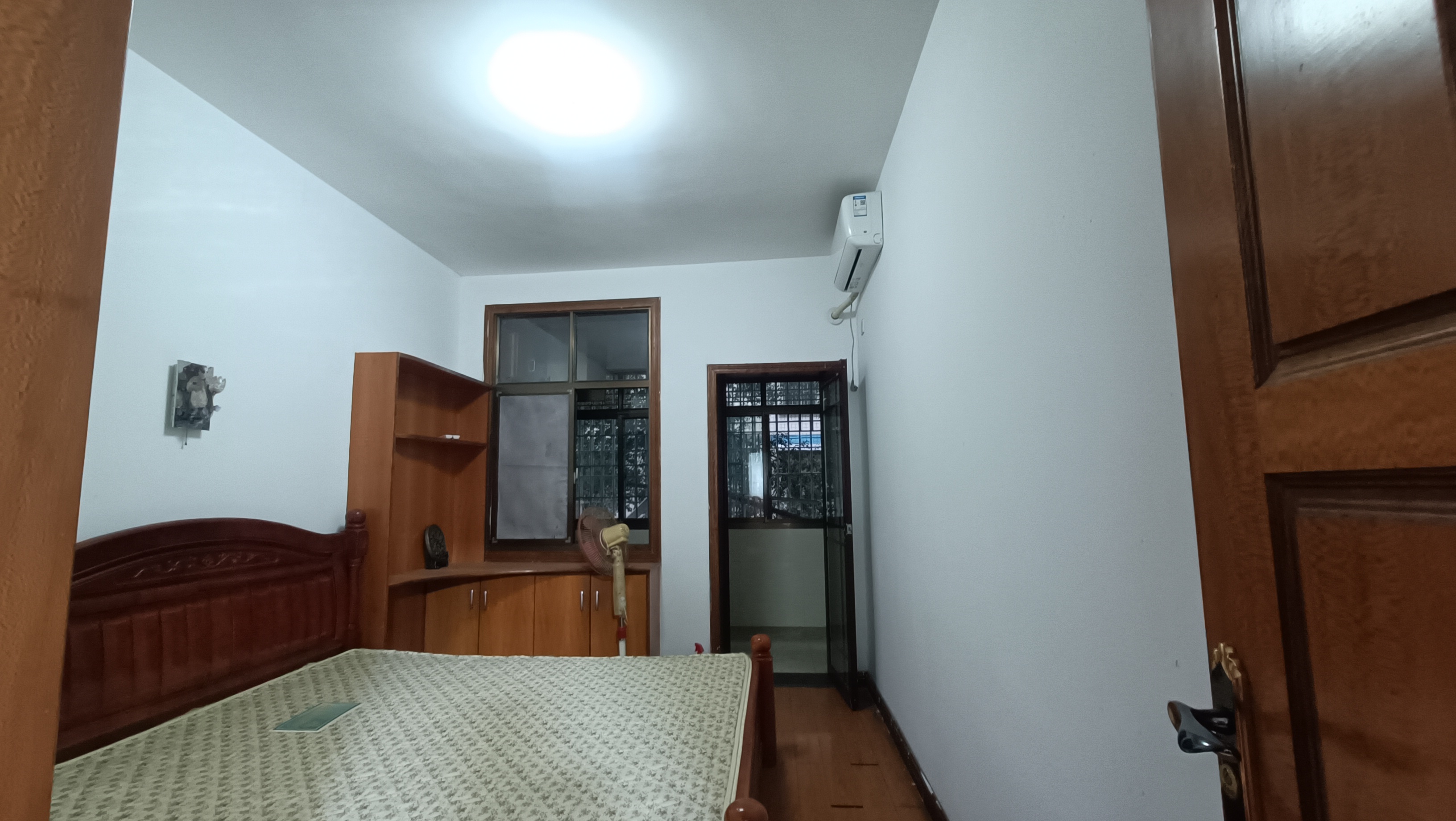 冶金局小区 3室2厅2卫 1200.0元/月 冶金局小区 3室2厅2卫 1200.0元/月室内图