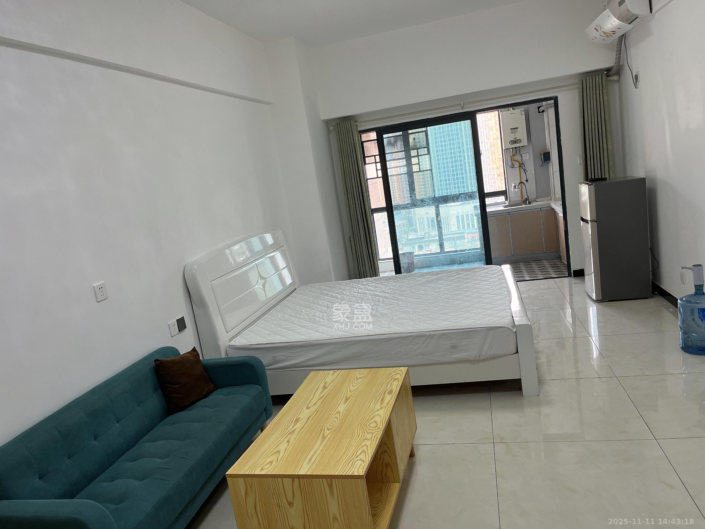 明发国际城  1室1厅1卫    1200.0元/月室内图