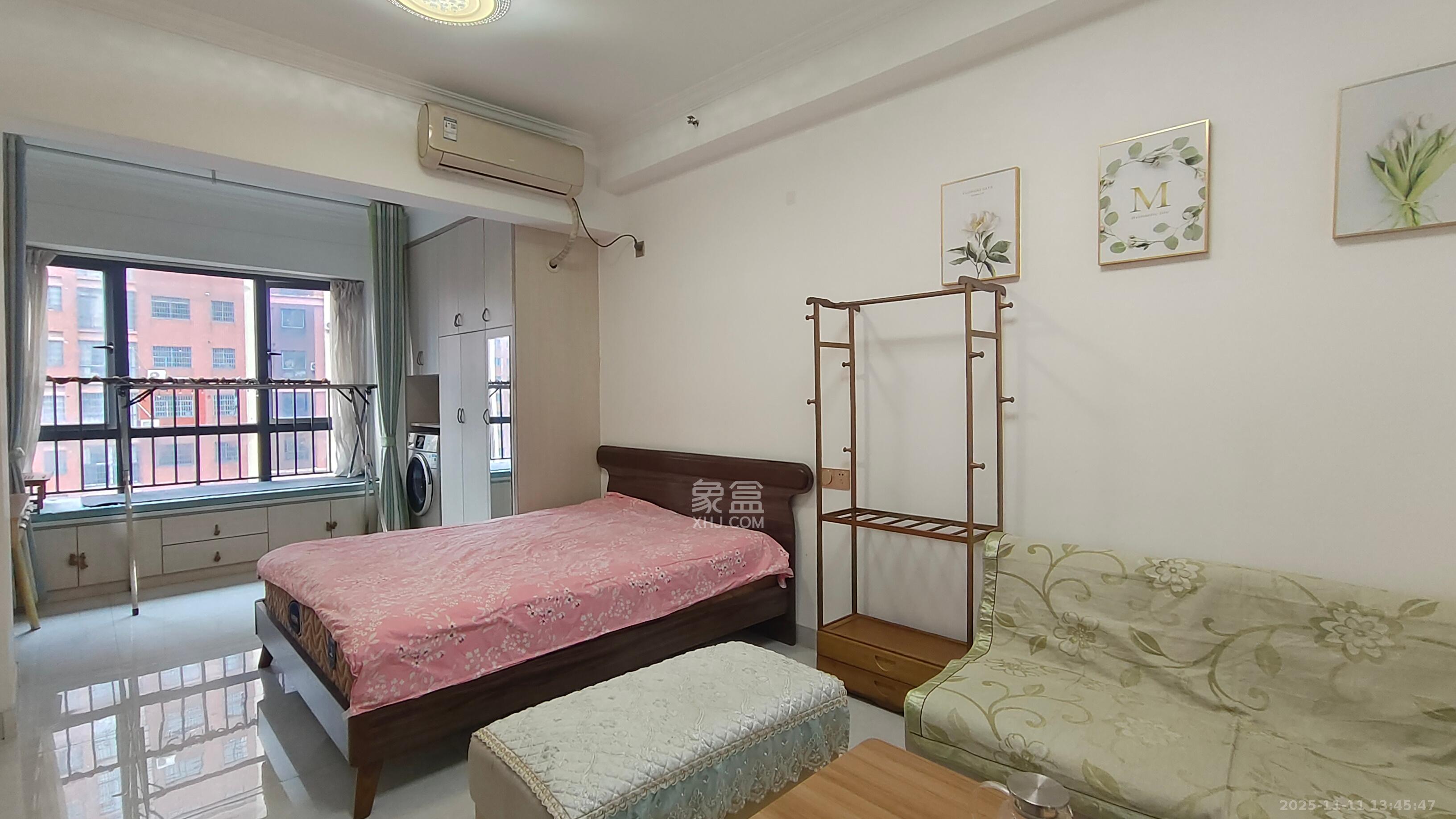 海德公园  1室1厅1卫    1300.0元/月室内图