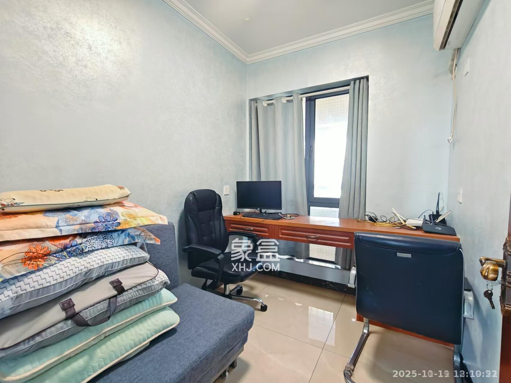 叠彩兰亭  3室2厅2卫    2600.0元/月室内图