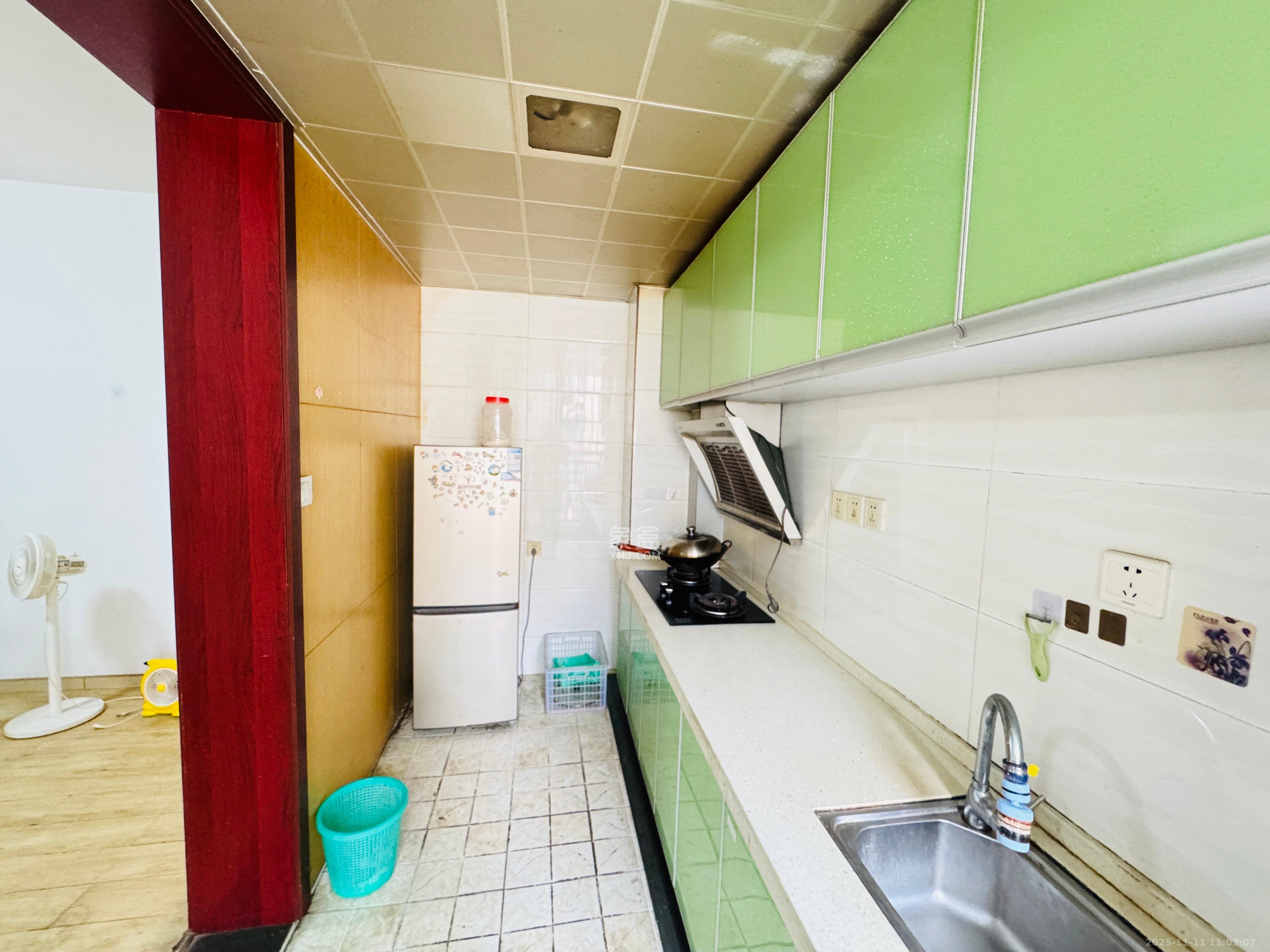 金碧文华 2室2厅1卫 1700.0元/月 金碧文华 2室2厅1卫 1700.0元/月室内图