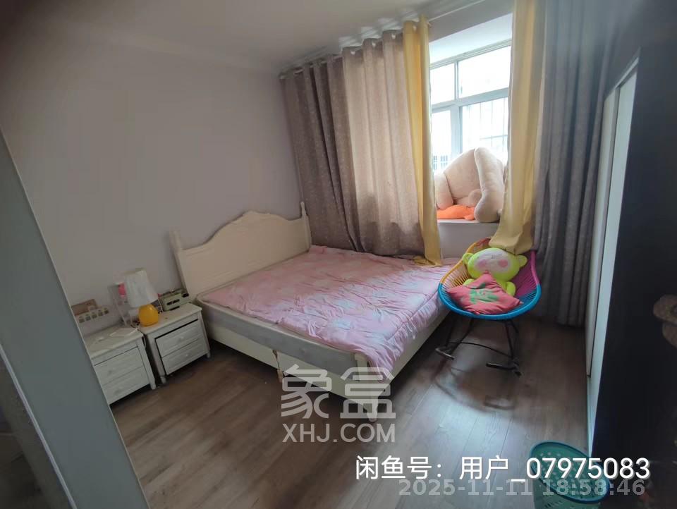 中国铁建国际城二期 3室2厅1卫 2300.0元/月 中国铁建国际城二期 3室2厅1卫 2300.0元/月室内图