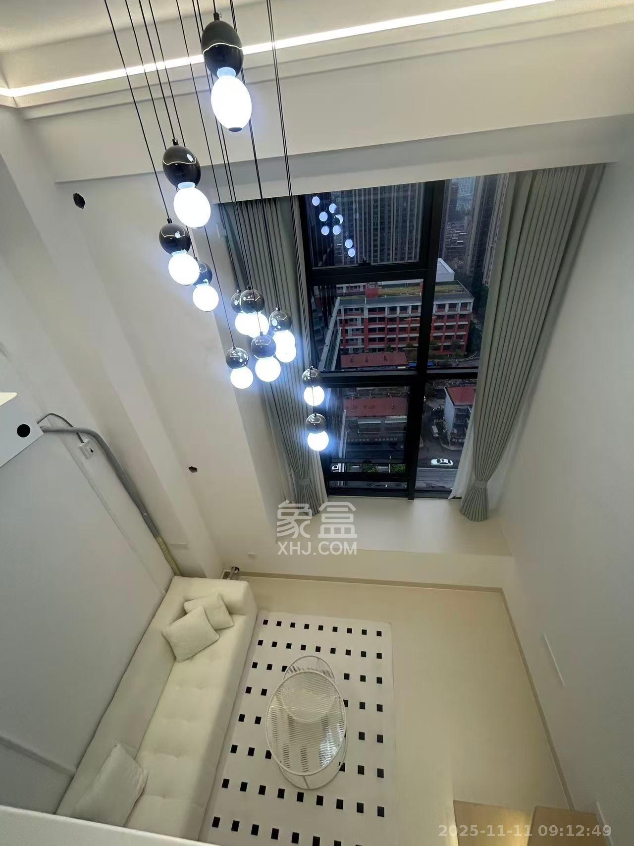 龙湖铂金岛  1室1厅1卫    2600.0元/月室内图