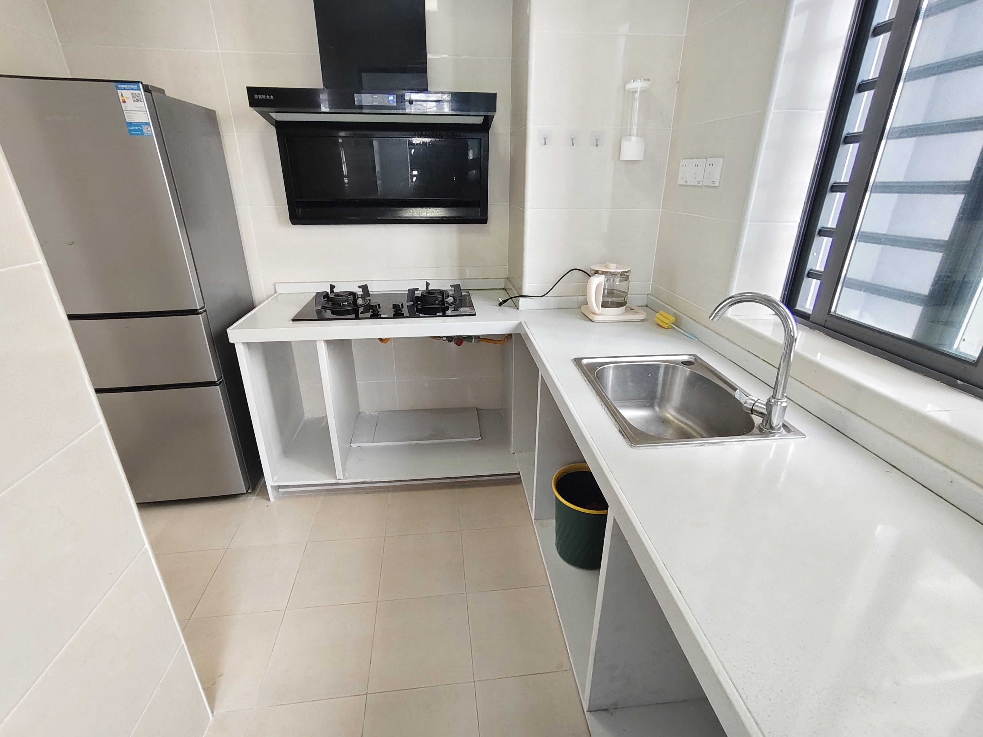 中交.博巷雅苑  3室2厅1卫    2400.0元/月室内图