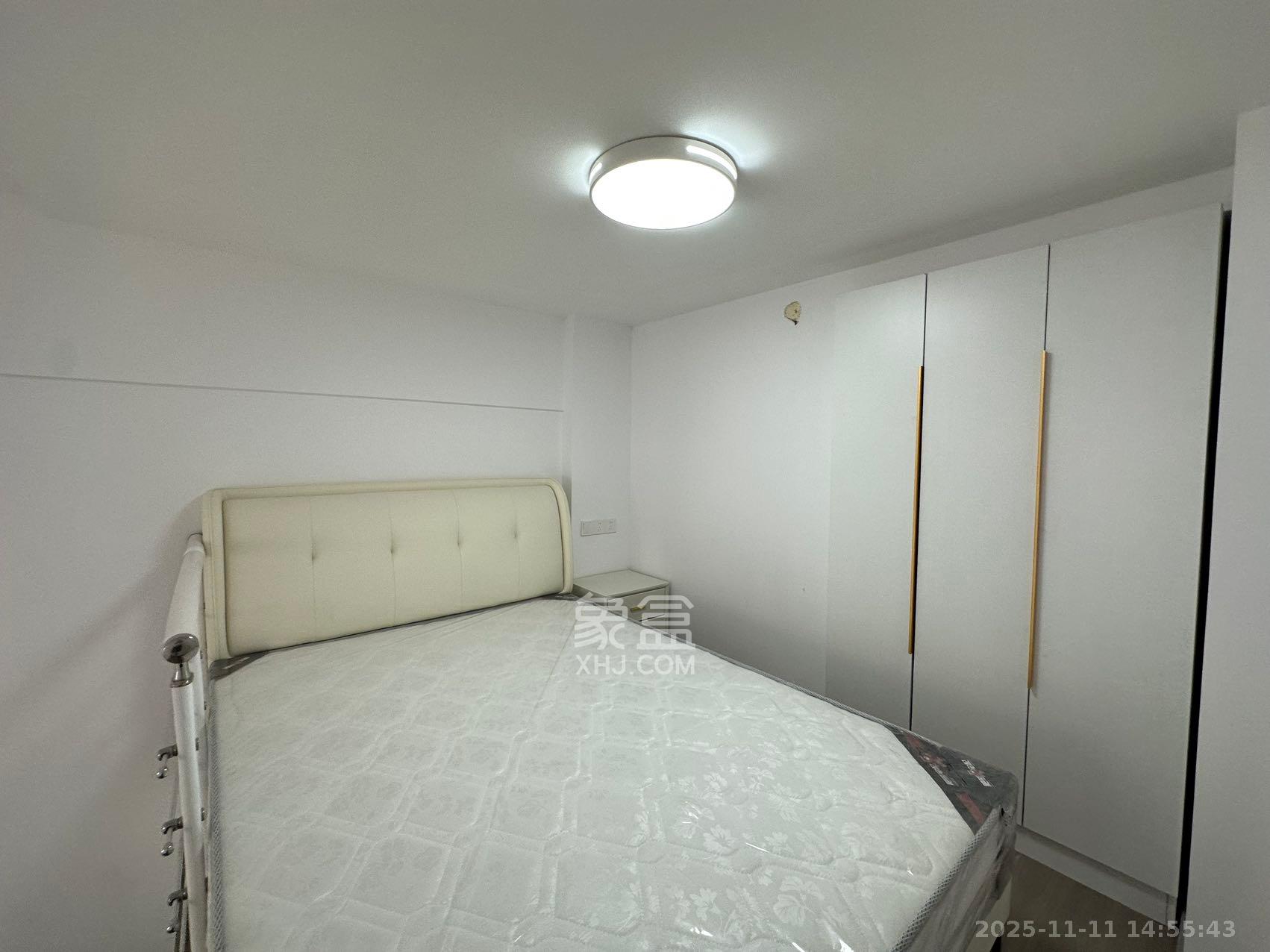 恒伟星中心  1室1厅1卫    1900.0元/月室内图