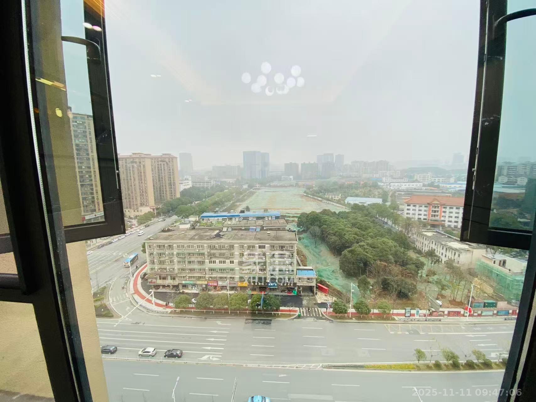 振业城三期  1室1厅1卫    1900.0元/月室内图