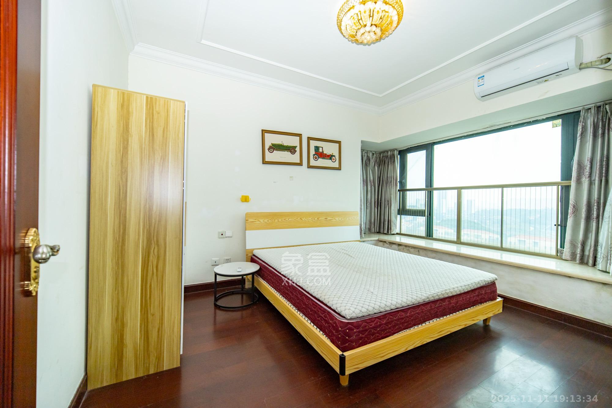 恒大雅苑  3室2厅1卫    76.8万卧室