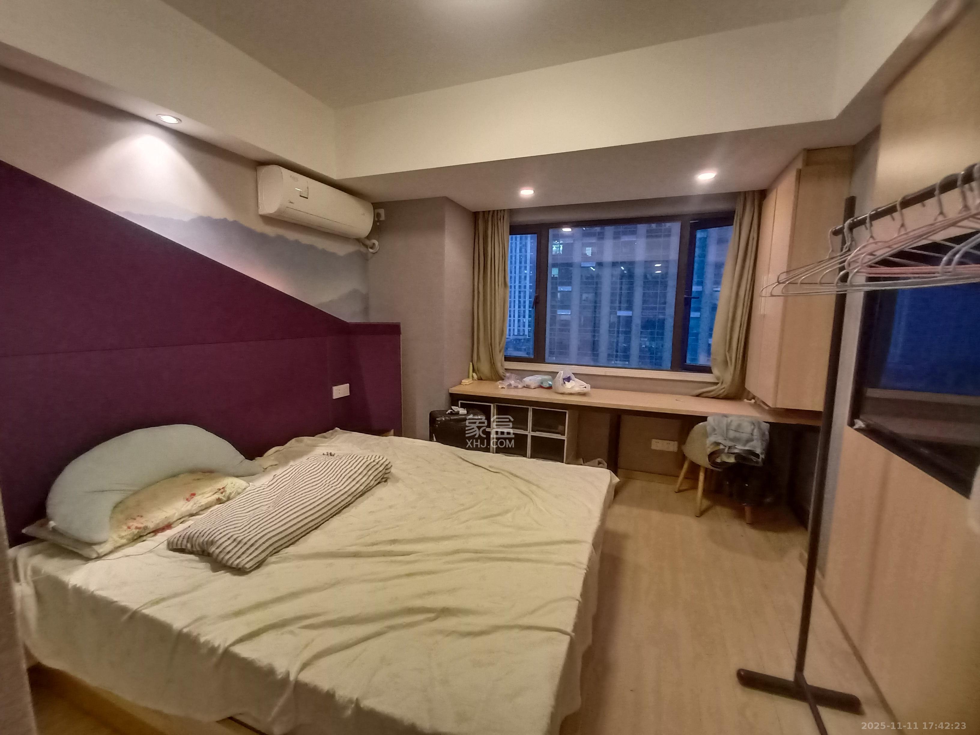 协信星澜汇  1室0厅0卫    2500.0元/月