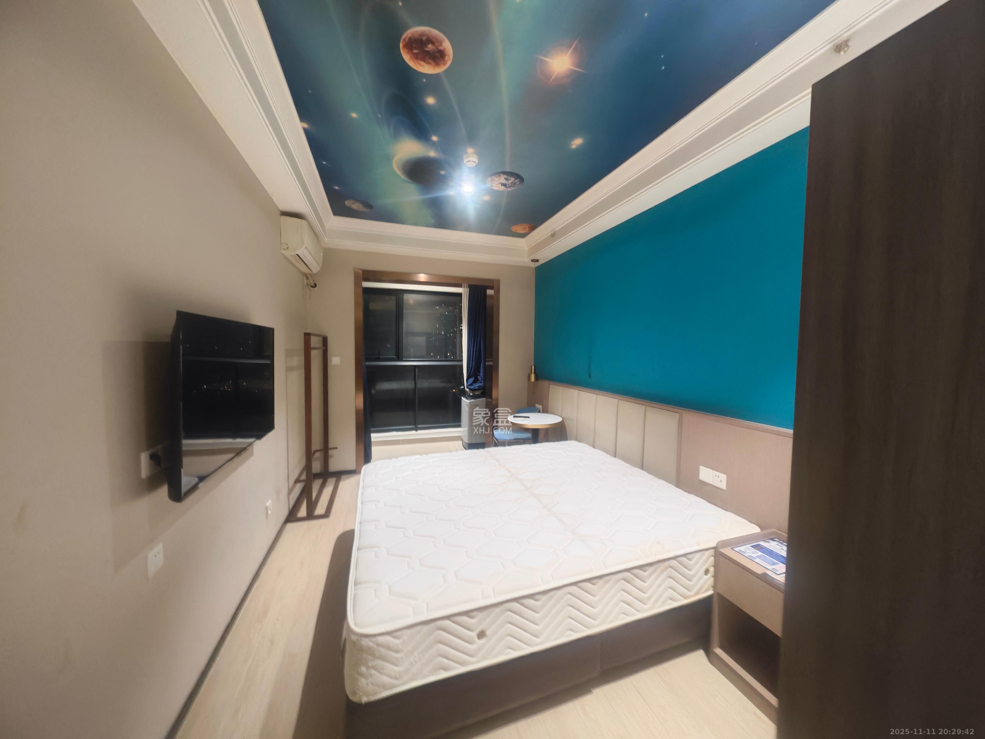 中海梅溪湖壹号  1室1厅1卫    1600.0元/月室内图