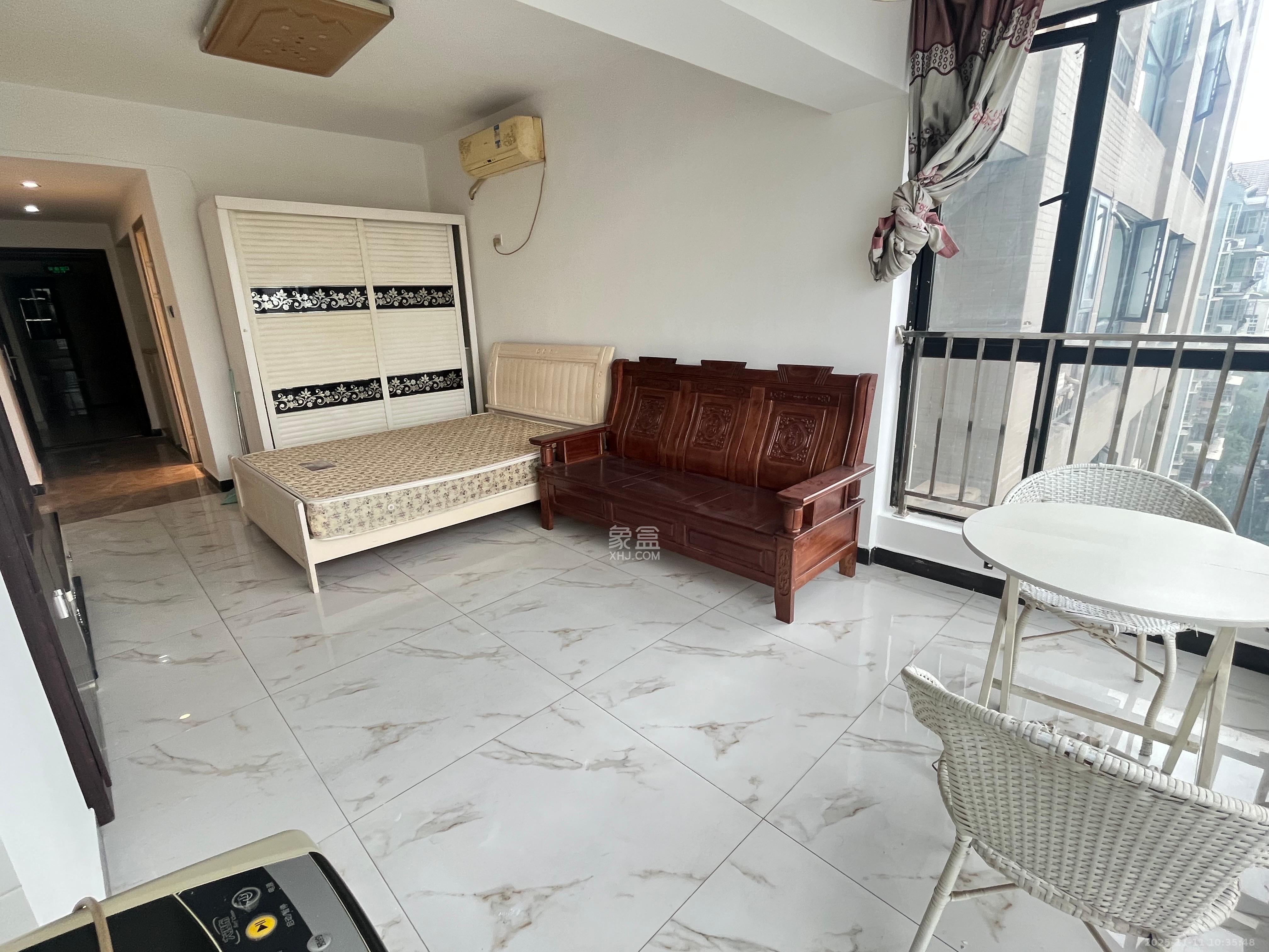 锦泰东环国际  1室1厅1卫    1600.0元/月室内图