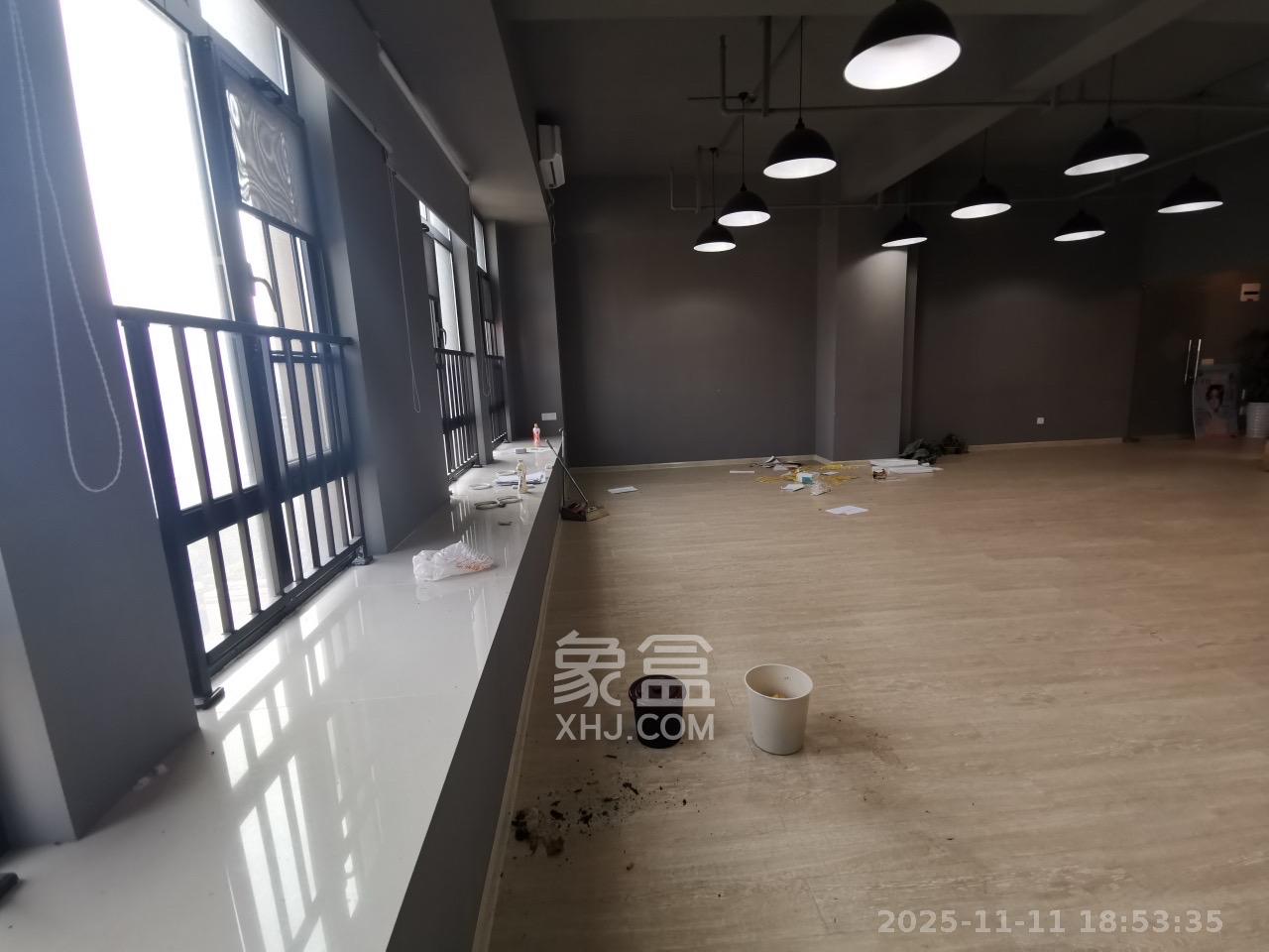 荣悦台  1室1厅1卫    2200.0元/月室内图