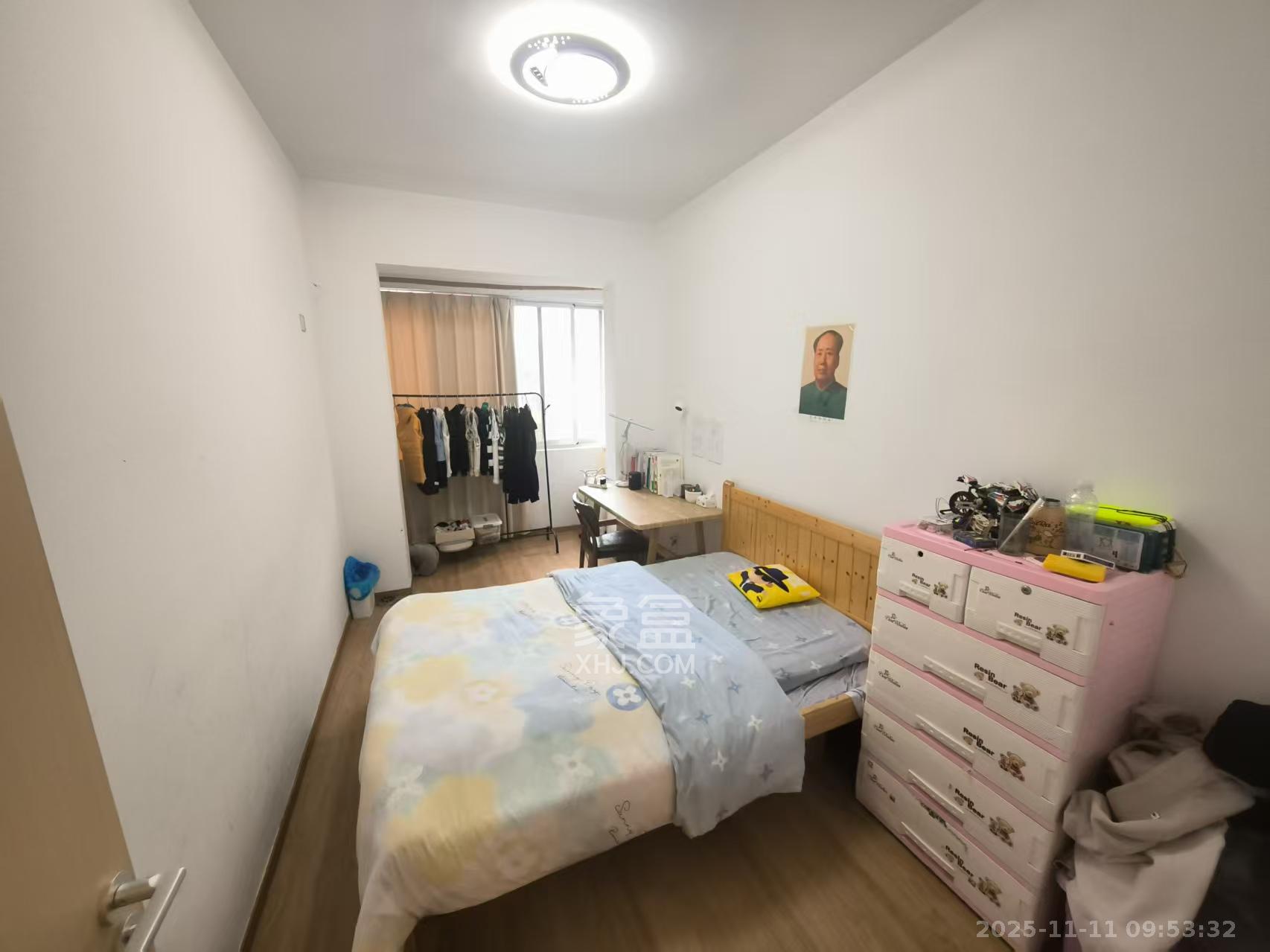 星沙商业步行街  4室2厅2卫    1700.0元/月室内图