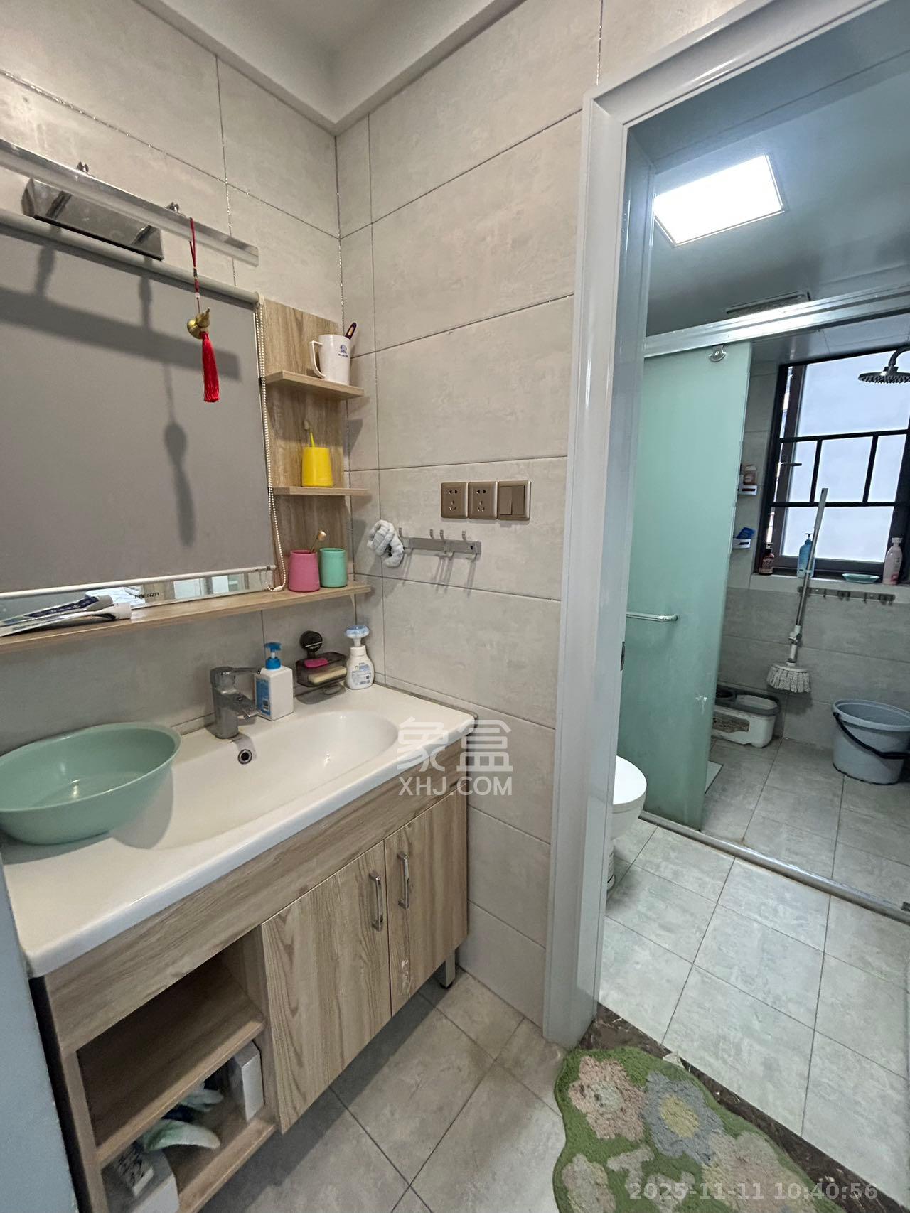 怡海星城 2室2厅1卫 2000.0元/月 怡海星城 2室2厅1卫 2000.0元/月室内图