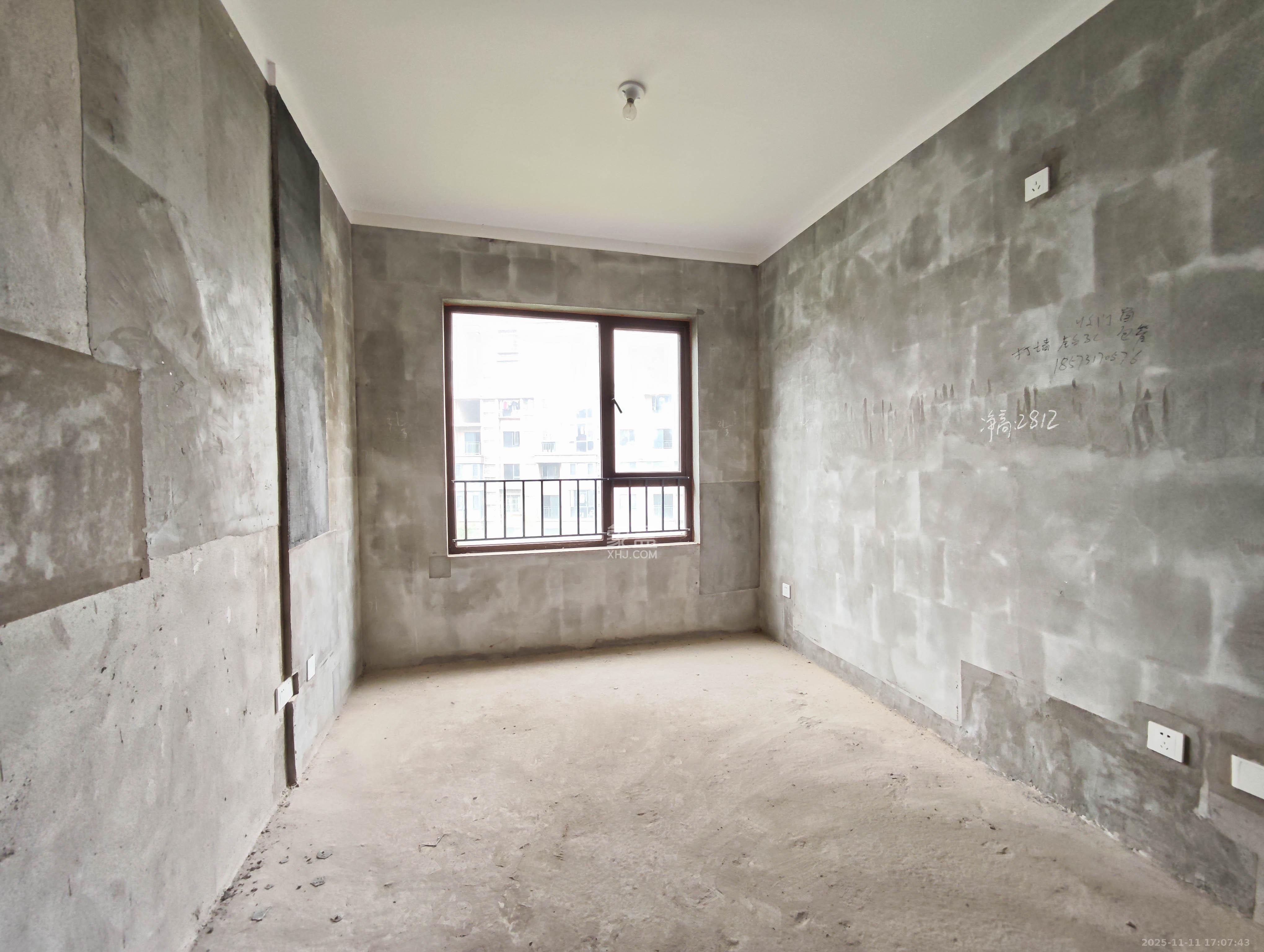 保利城（中航城国际社区、郡原美村）  1室0厅0卫    115.8万卧室