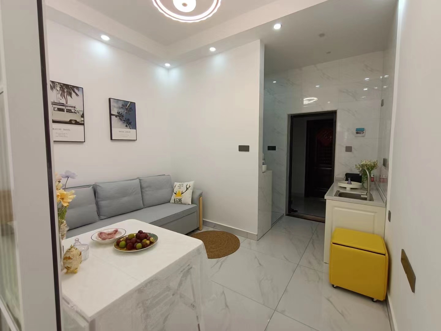 杭州大厦 1室1厅1卫 1600.0元/月 杭州大厦 1室1厅1卫 1600.0元/月室内图