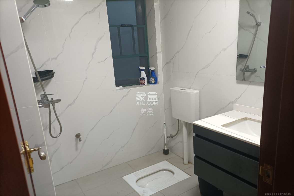 恒大绿洲 2室2厅1卫 2200.0元/月 恒大绿洲 2室2厅1卫 2200.0元/月室内图