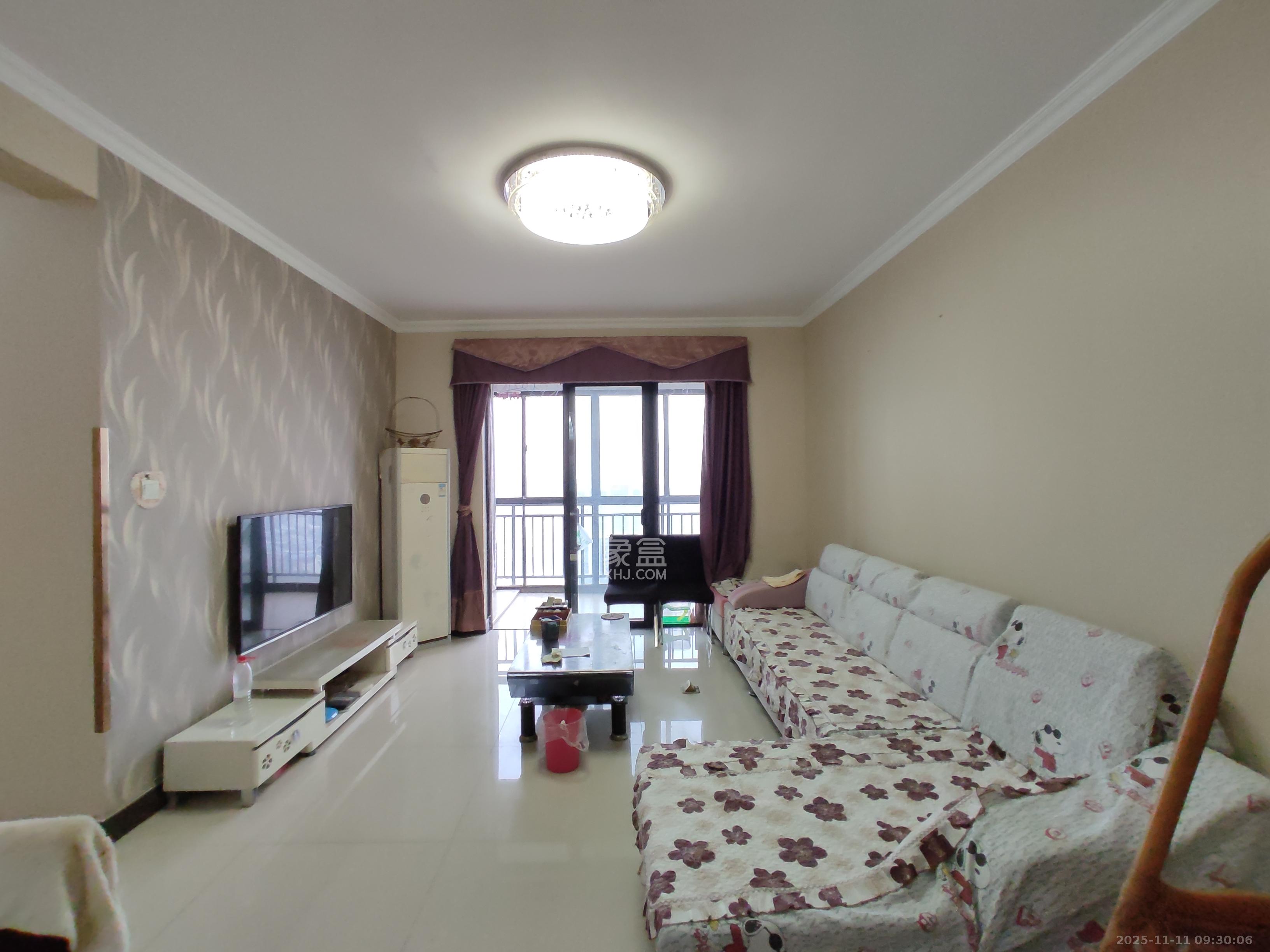 莱茵城  1室2厅1卫    2000.0元/月