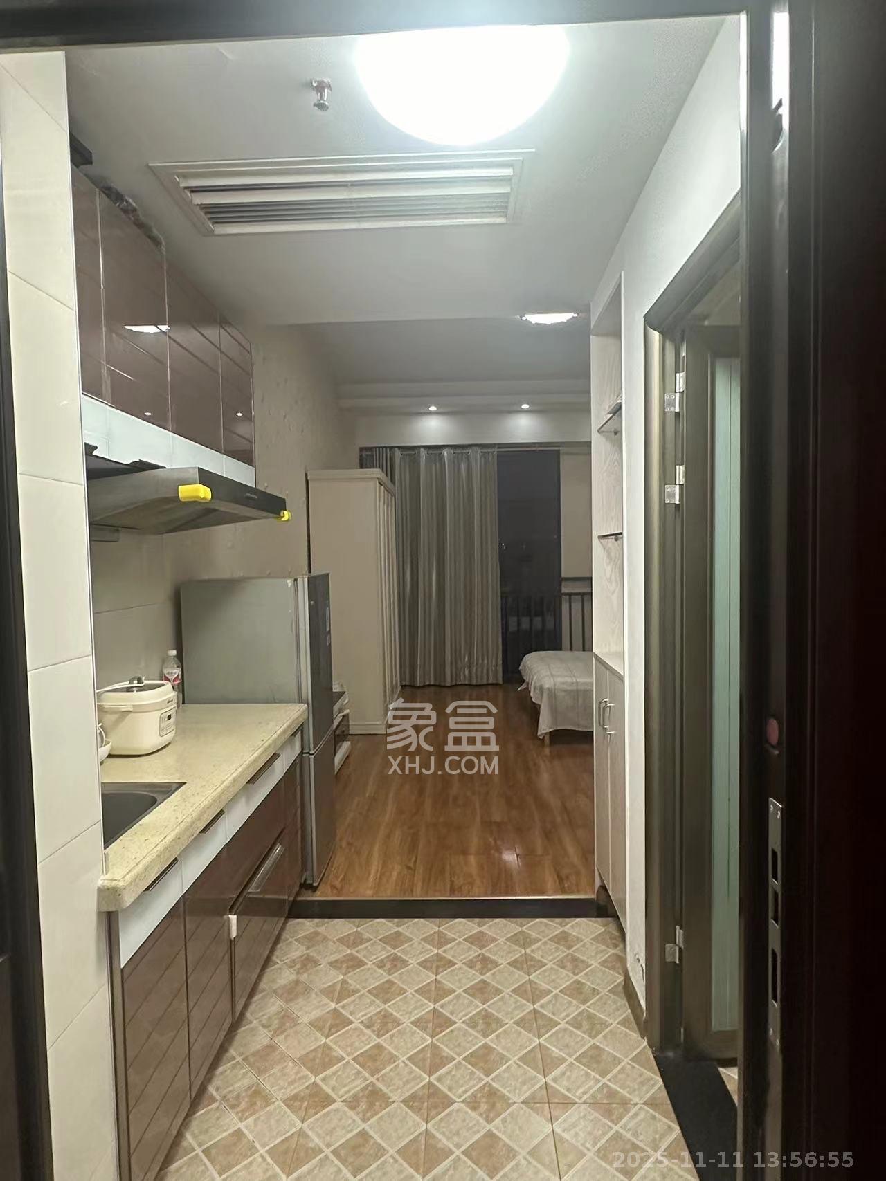 红橡华园(菲莎公馆)  1室1厅1卫    1500.0元/月室内图