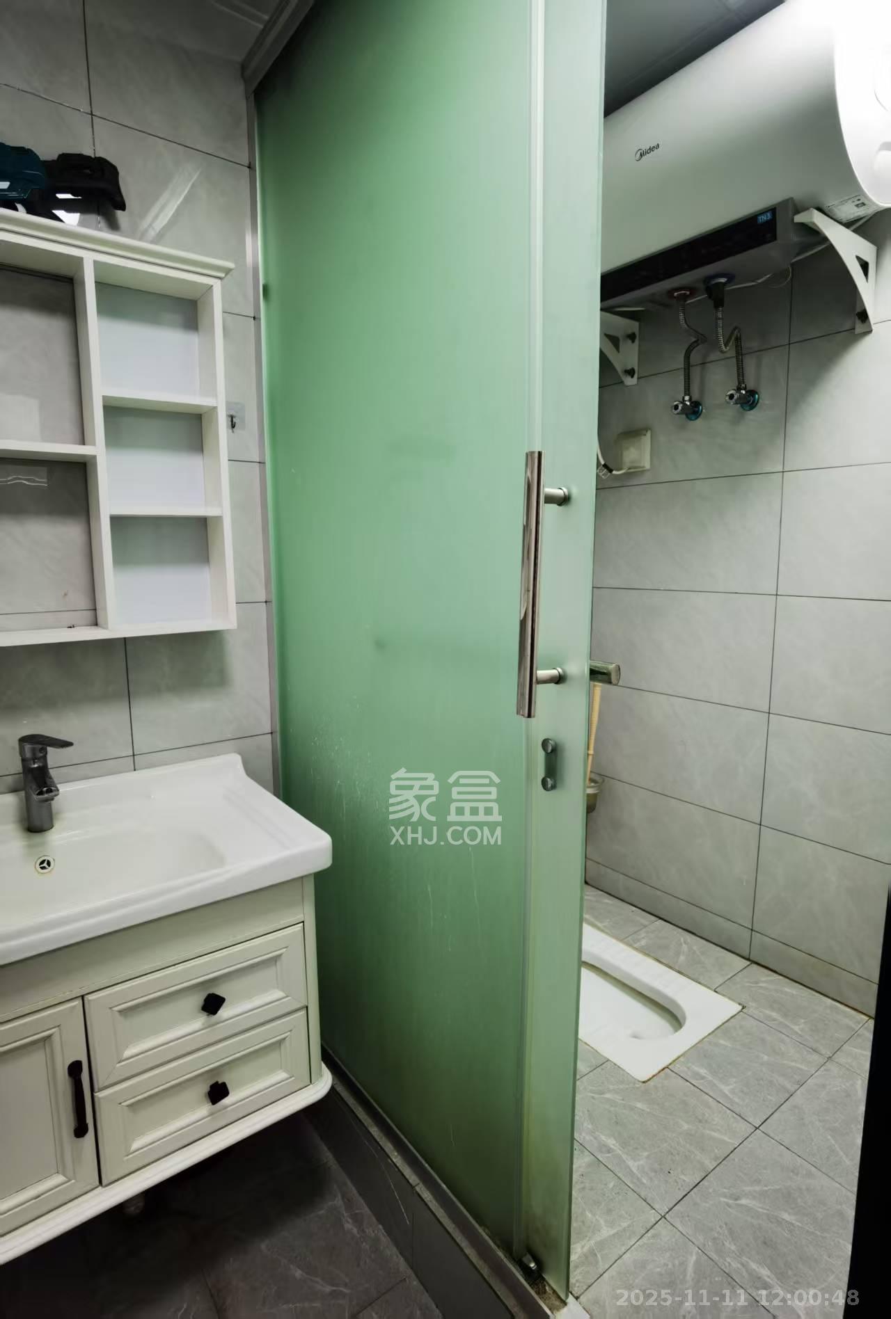 奥克斯滨仕花园（奥克斯洋湖广场/奥克斯中心）  1室1厅1卫    1700.0元/月室内图