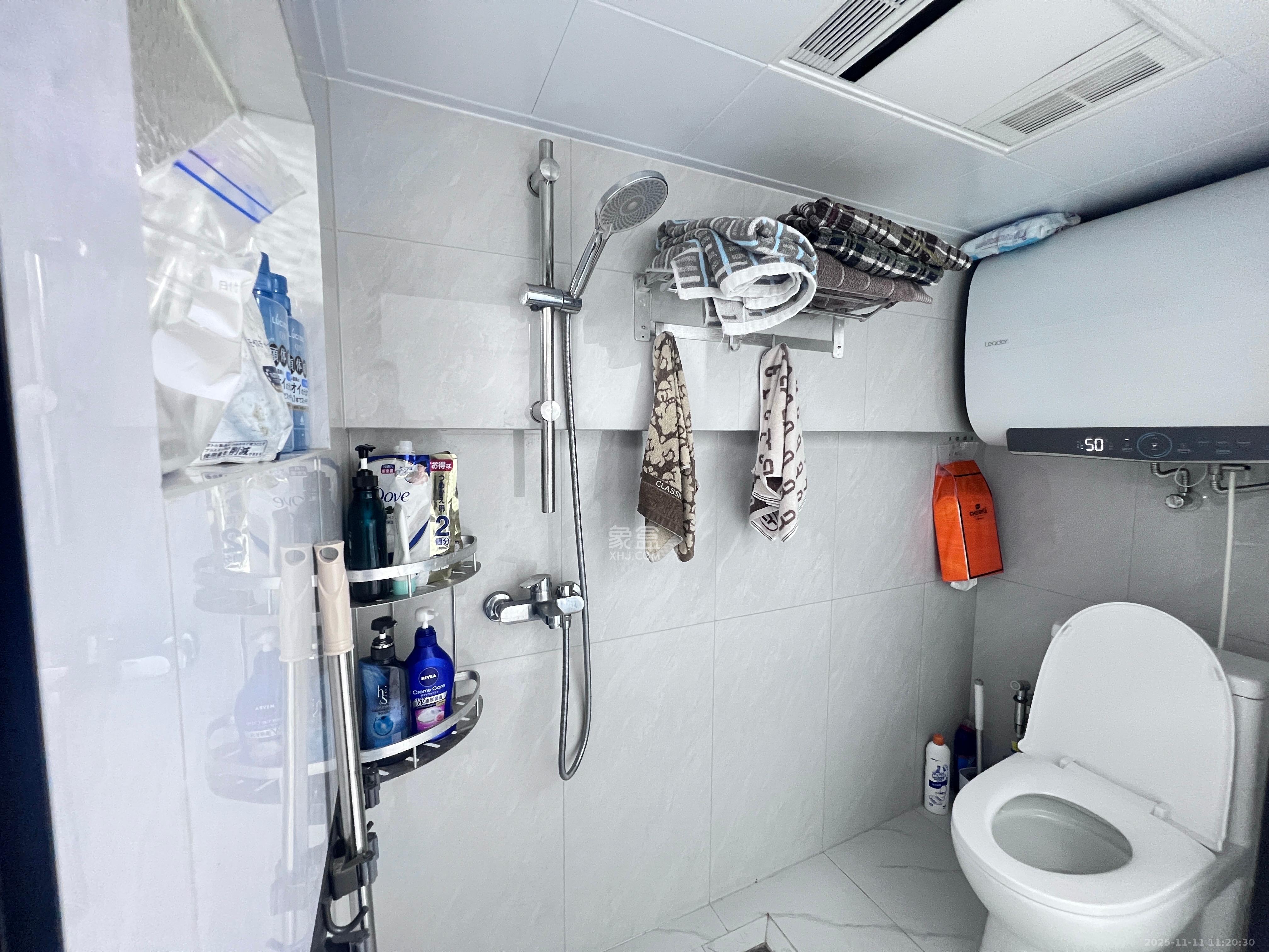 珠江花城好世界  1室1厅1卫    2300.0元/月室内图