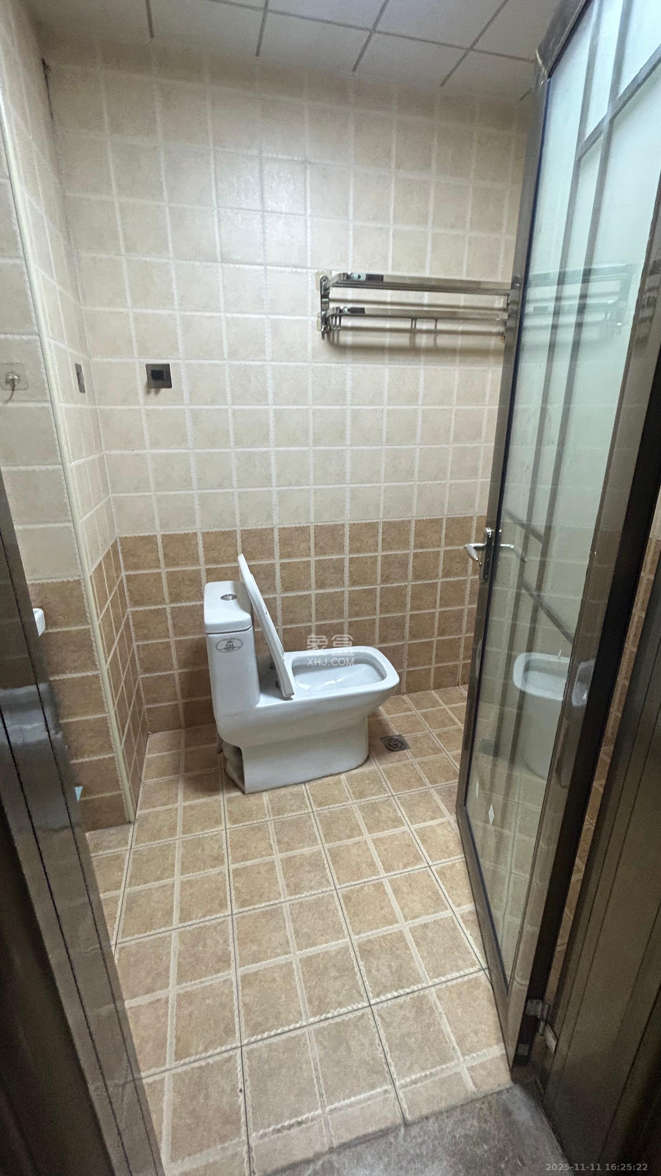 五矿紫湖香醍 1室1厅1卫 1100.0元/月 五矿紫湖香醍 1室1厅1卫 1100.0元/月室内图