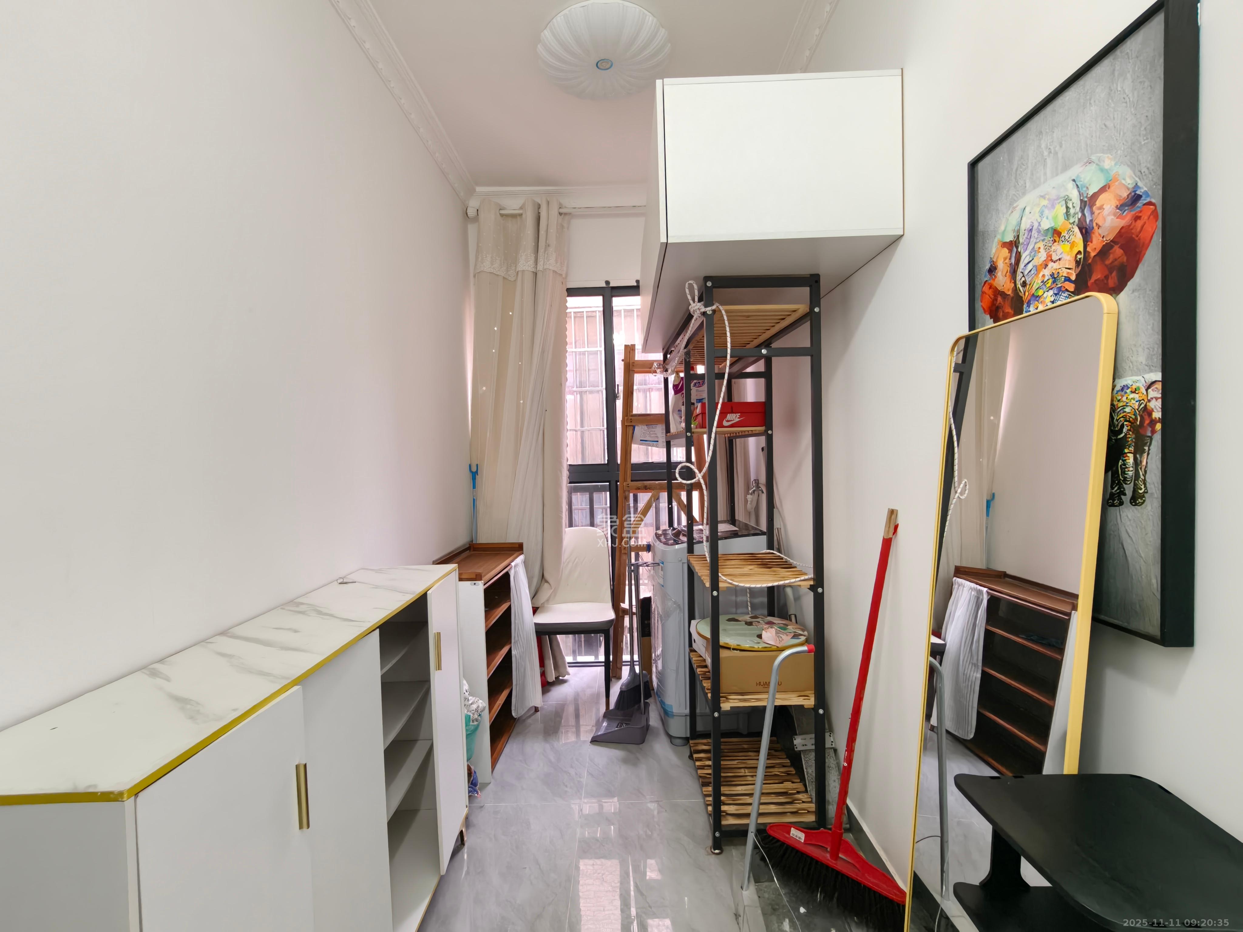 中国铁建国际城二期  2室2厅1卫    1800.0元/月室内图