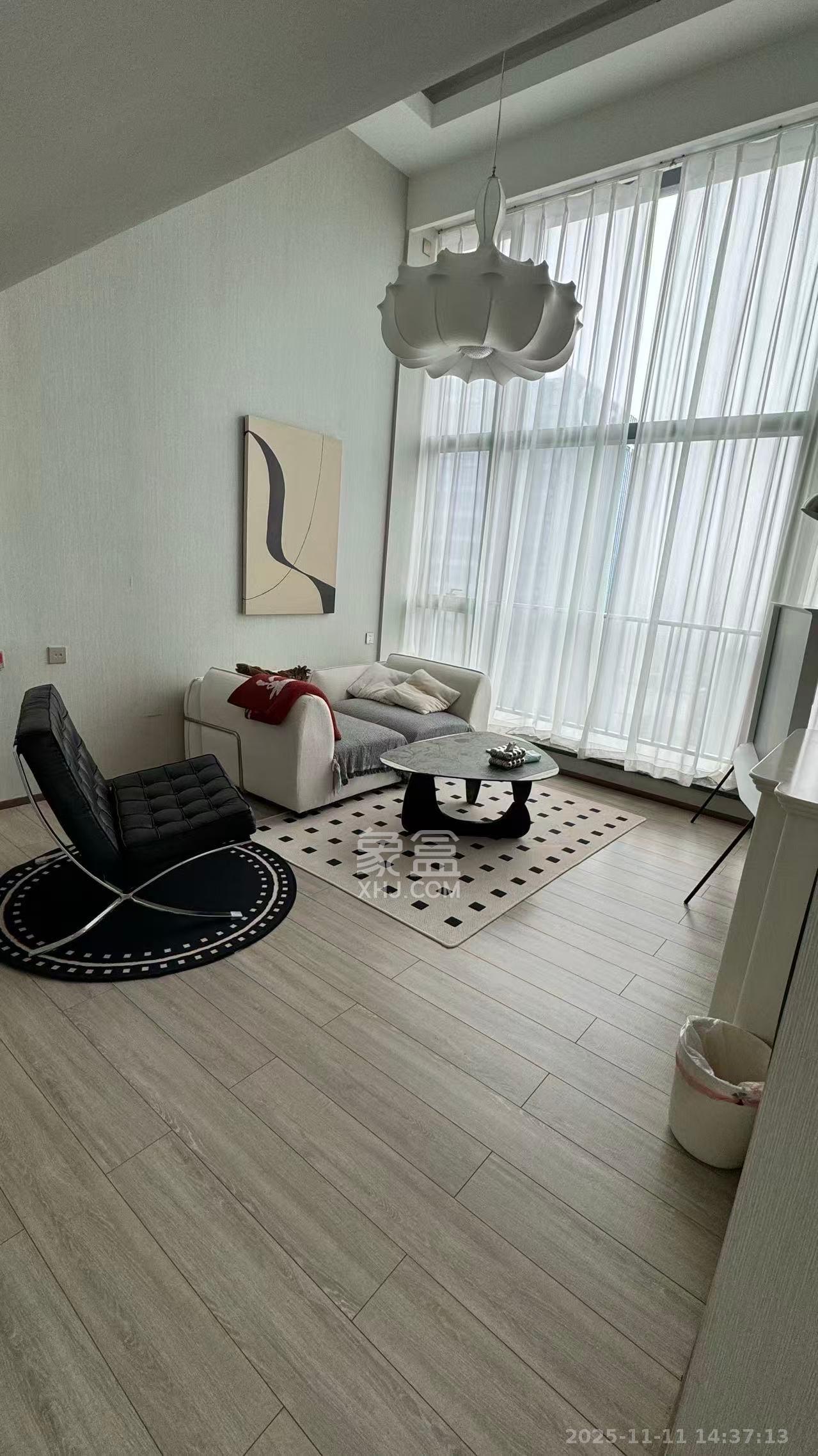 华远华时代 1室0厅0卫 5500.0元/月 华远华时代 1室0厅0卫 5500.0元/月室内图