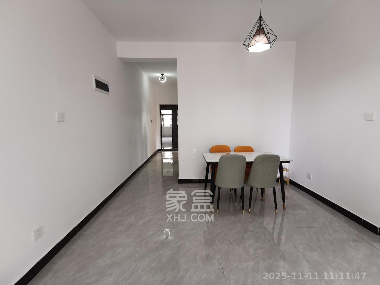 牛力家园  2室2厅1卫    2000.0元/月室内图