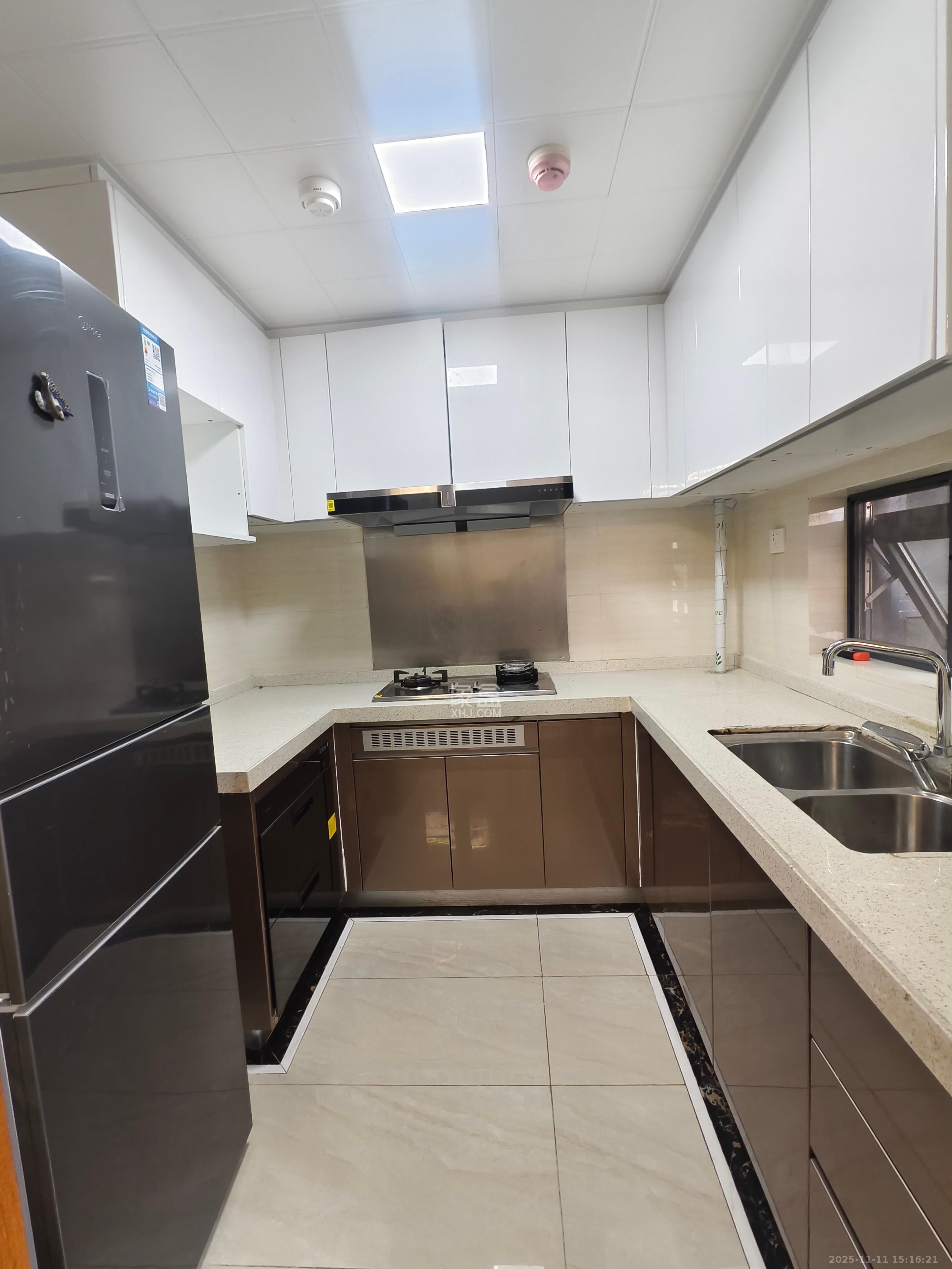 珠江好世界 4室2厅2卫 3600.0元/月 珠江好世界 4室2厅2卫 3600.0元/月室内图