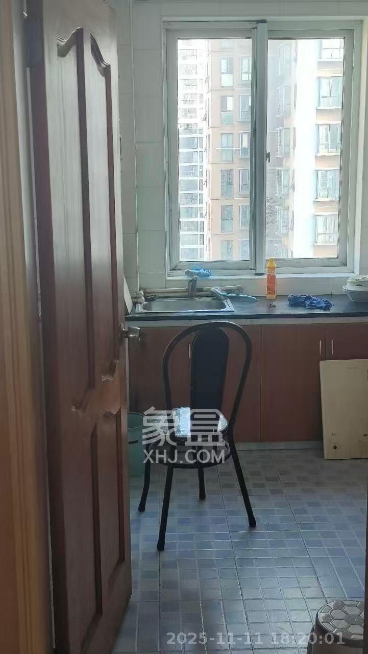 海利科院佳园  3室2厅1卫    2600.0元/月室内图